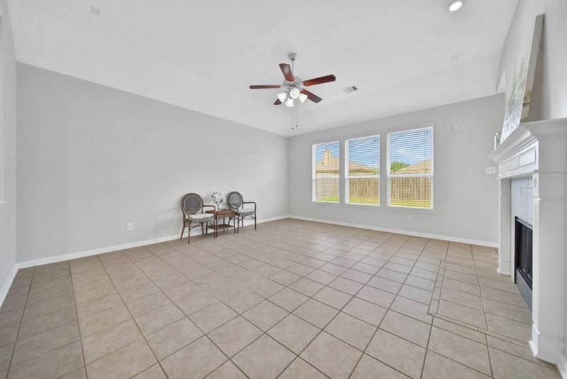 21522 Venture Park Drive Property Photo 10