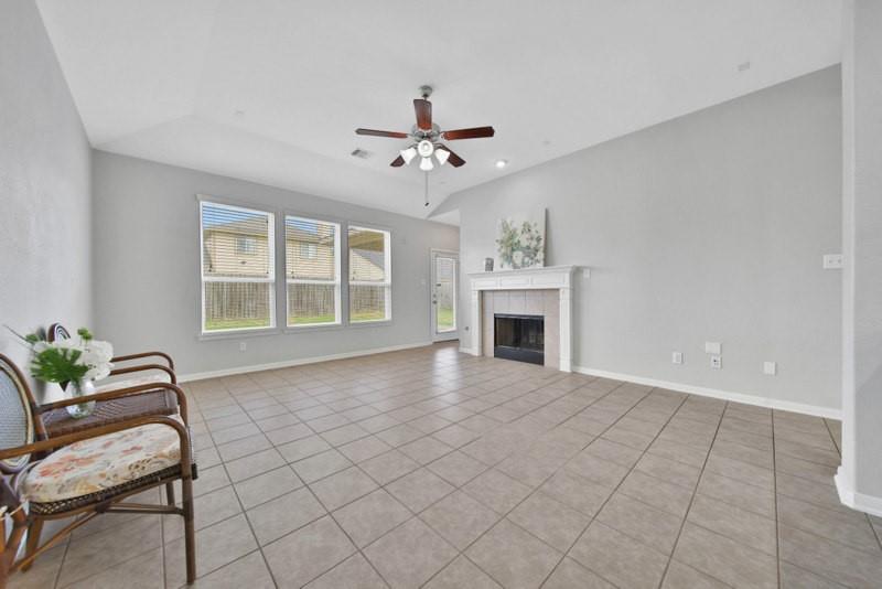 21522 Venture Park Drive Property Photo 13