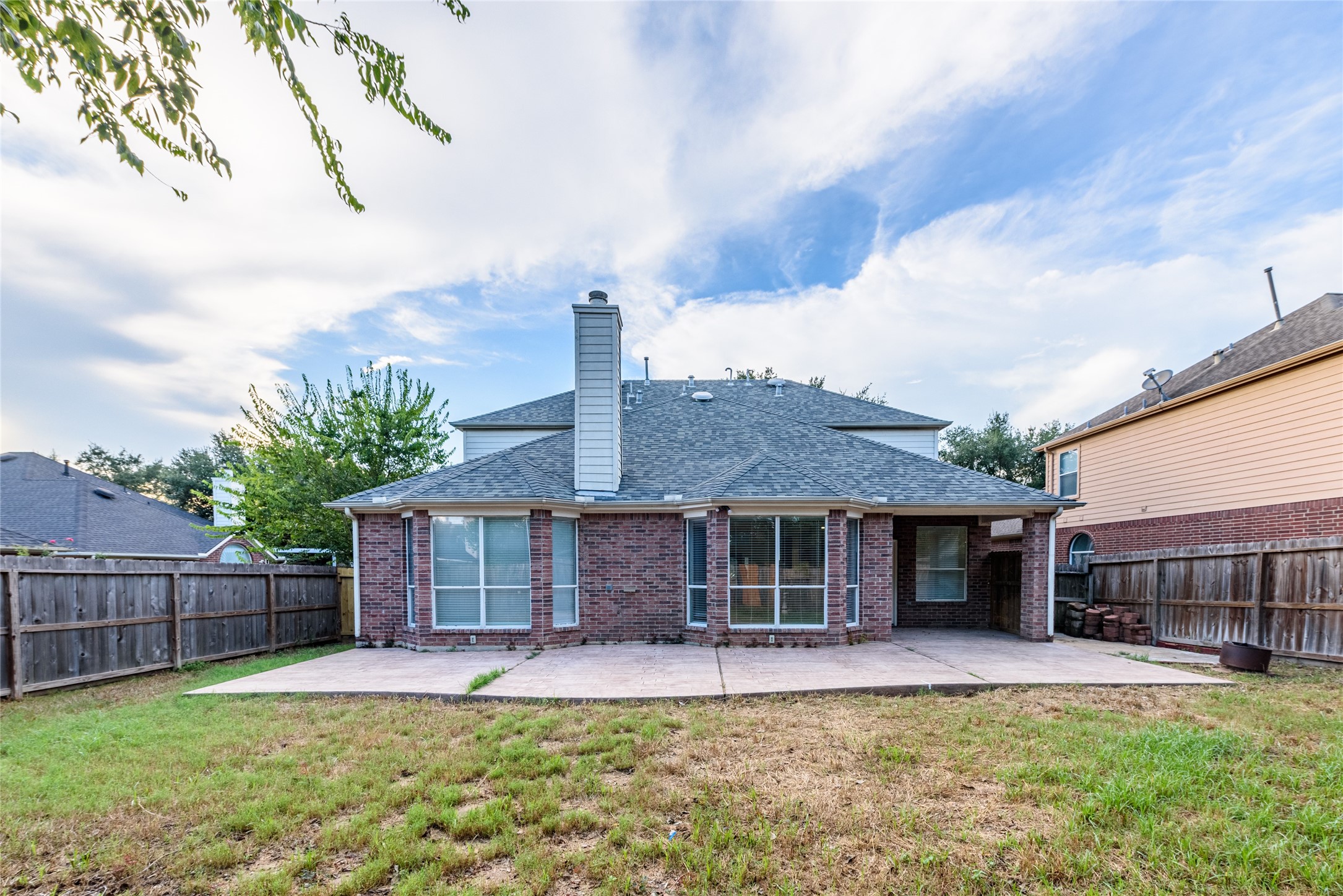 3227 Nickwill Way Property Photo 4