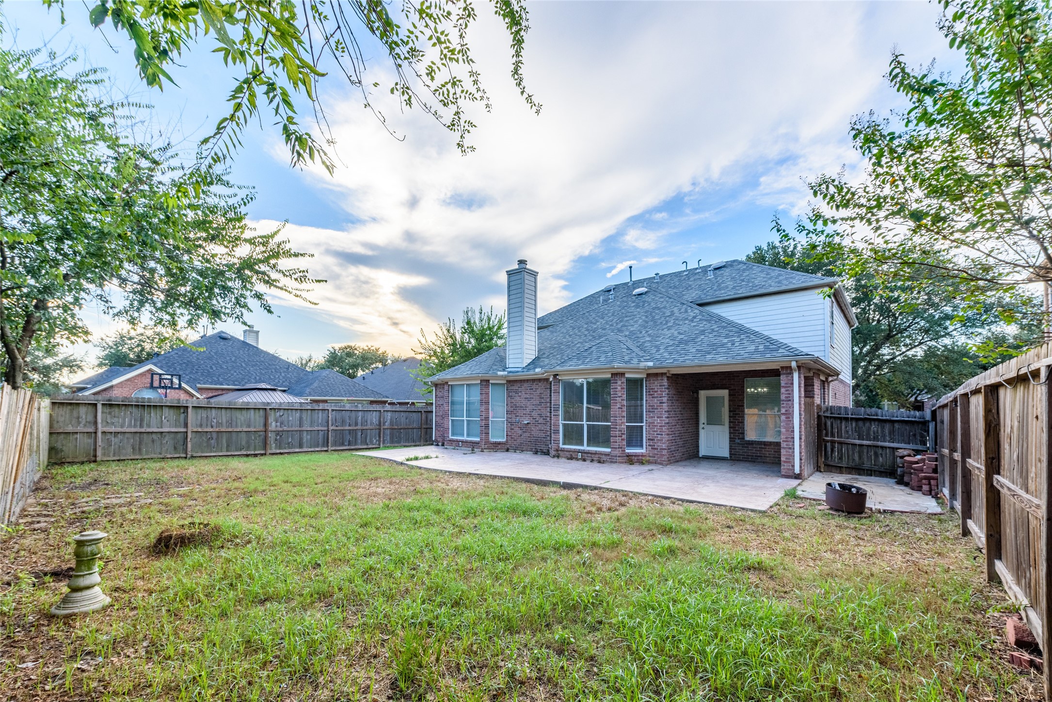 3227 Nickwill Way Property Photo 5