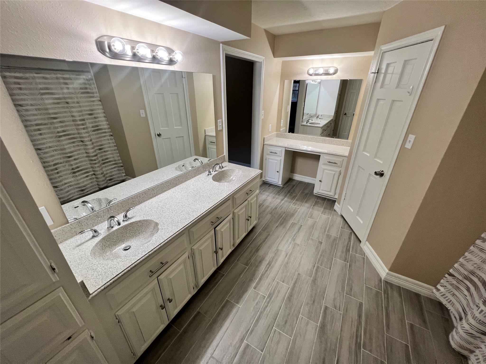 18240 Fenske Road, Cypress Tx 77433 Property Photo 16