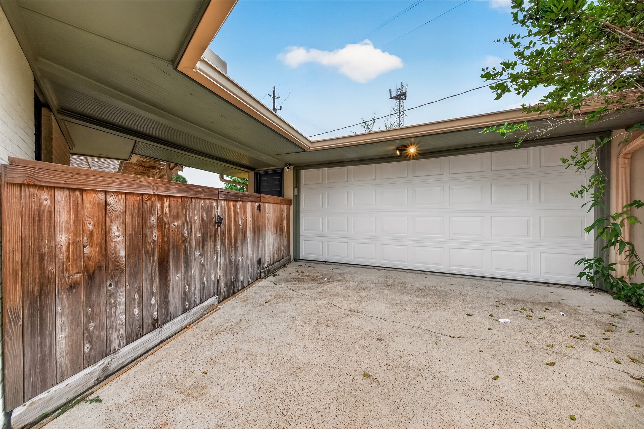 5511 Lymbar Drive Property Photo 43