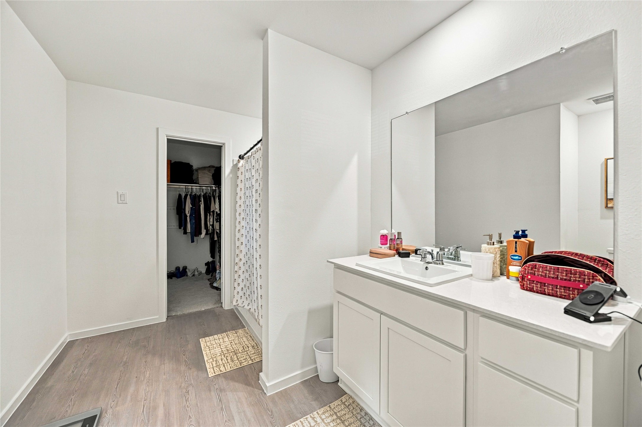 3415 Aspen Stream Drive Property Photo 18
