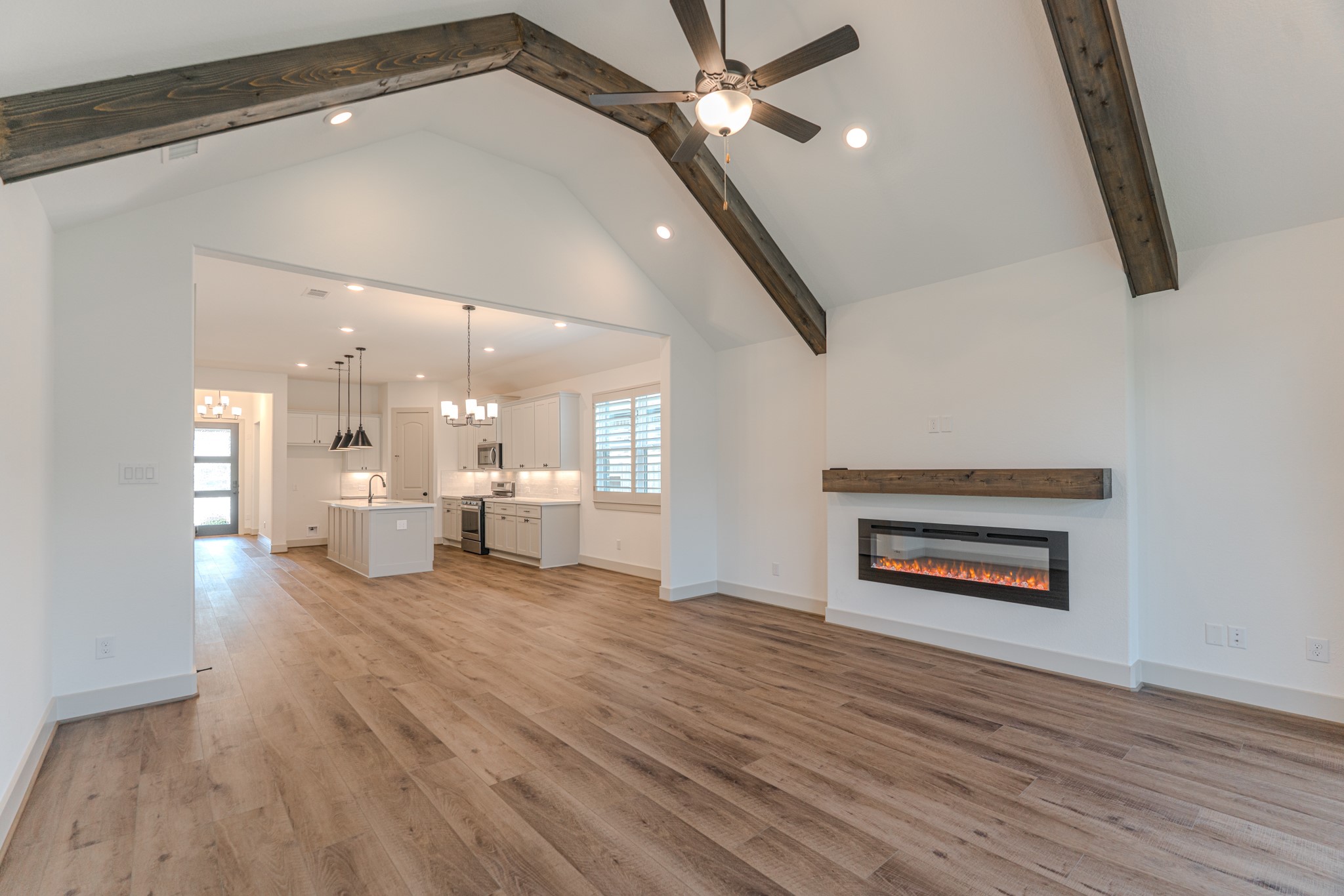 9322 Galloway Woods Trail Property Photo 15