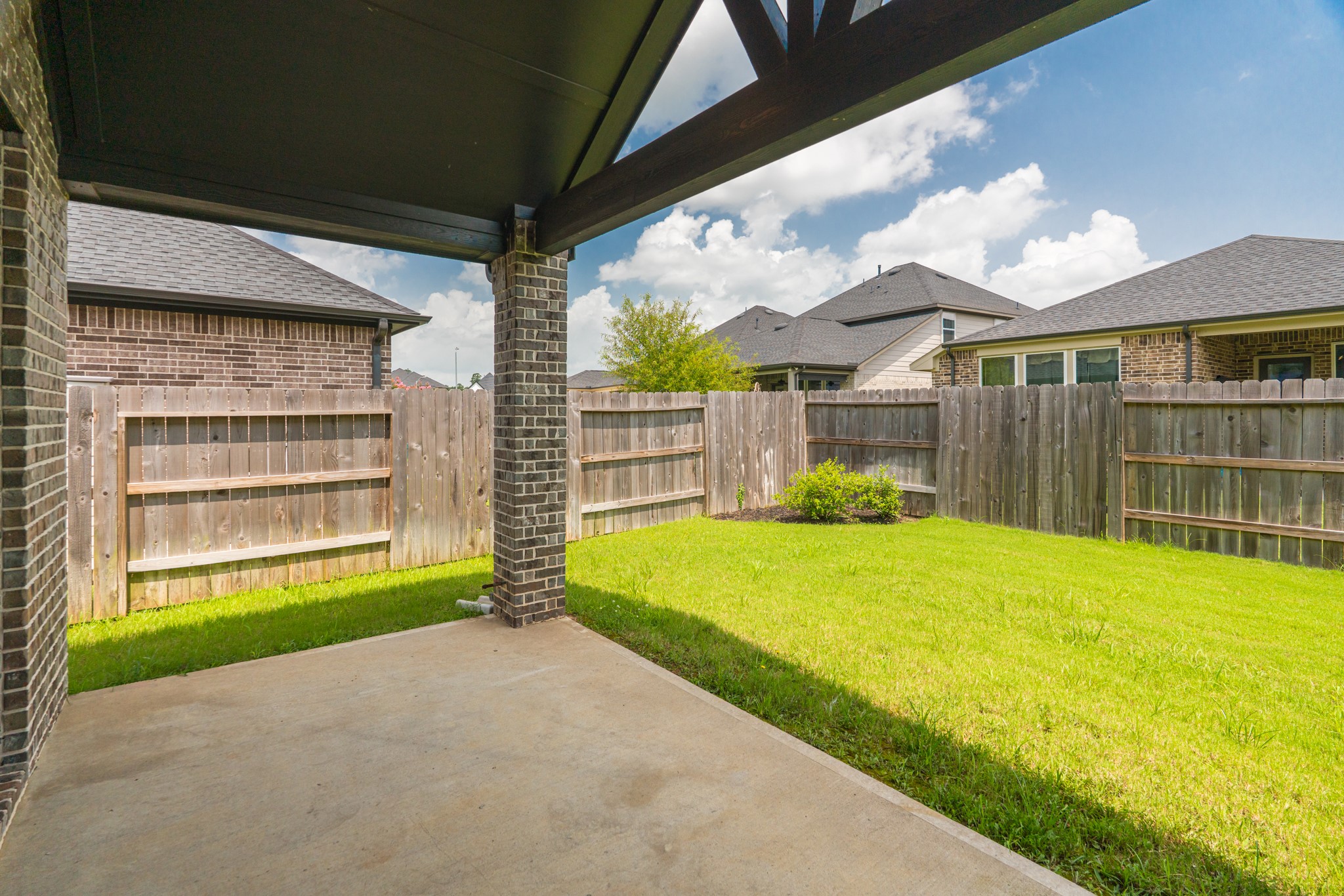 9322 Galloway Woods Trail Property Photo 34