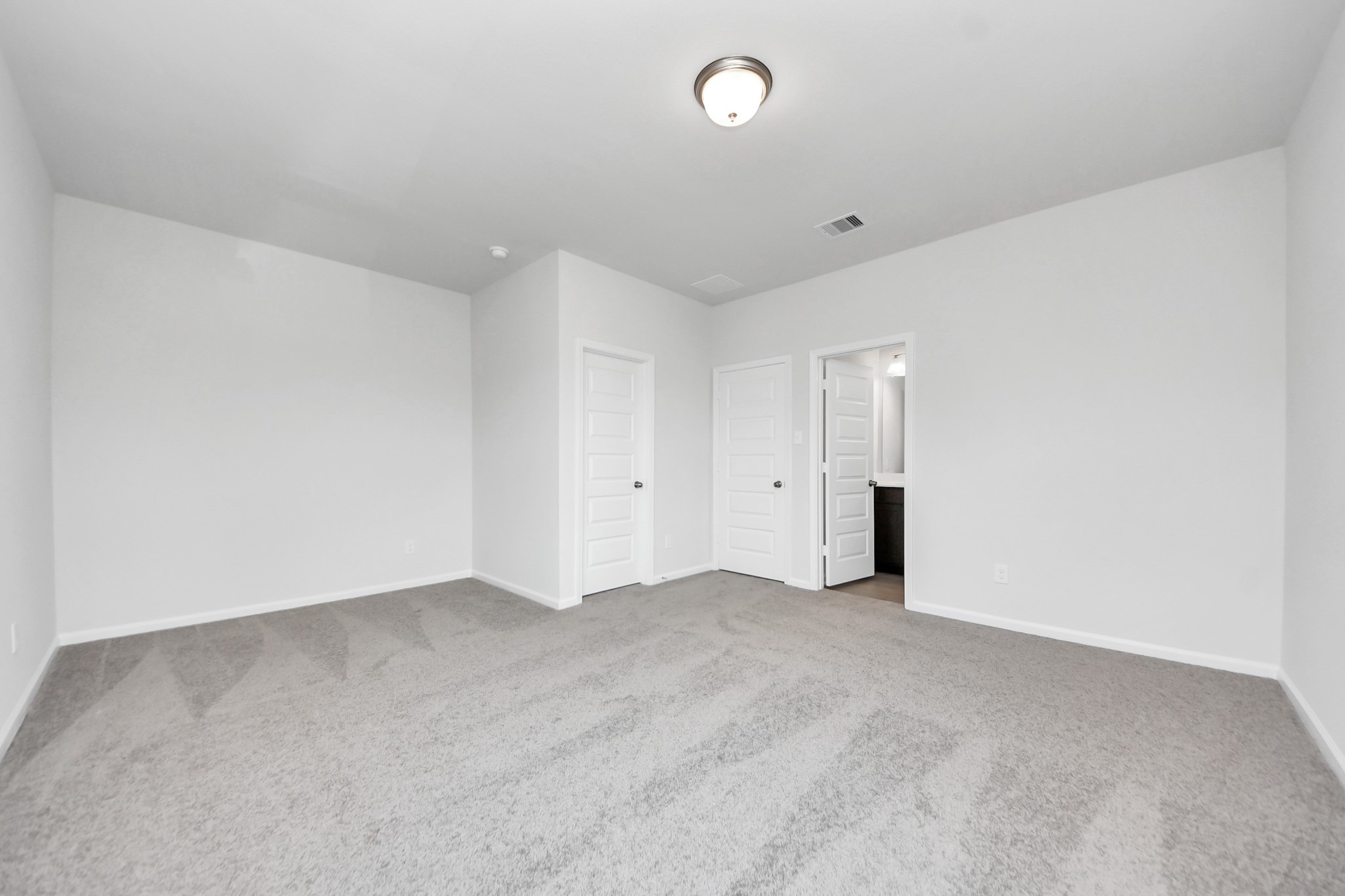 2715 Crested Creek Lane Property Photo 16