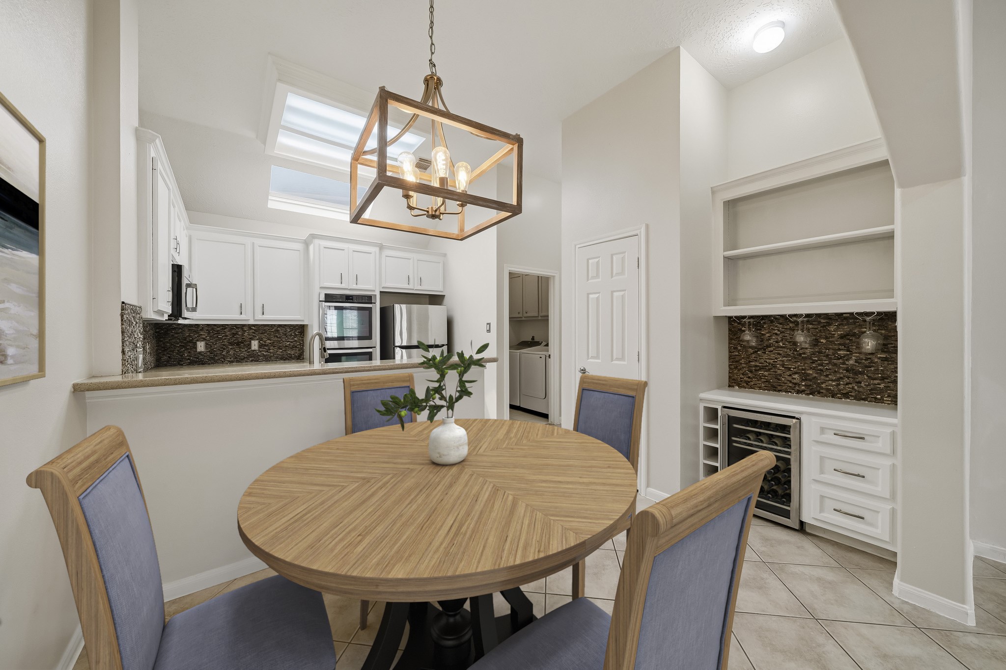 2611 Oxhill Court Property Photo 8