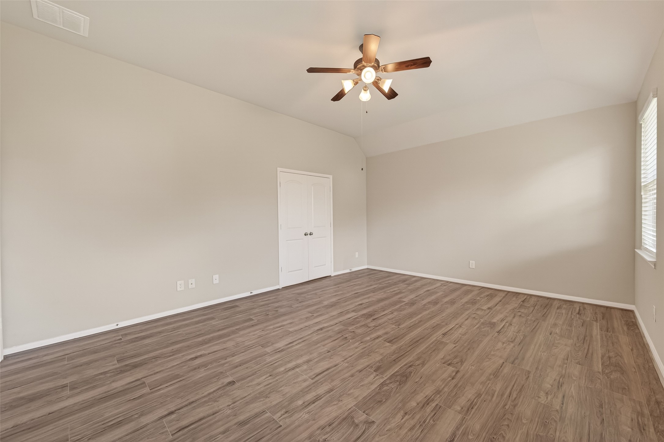 20427 Alpine Meadow Place Property Photo 30