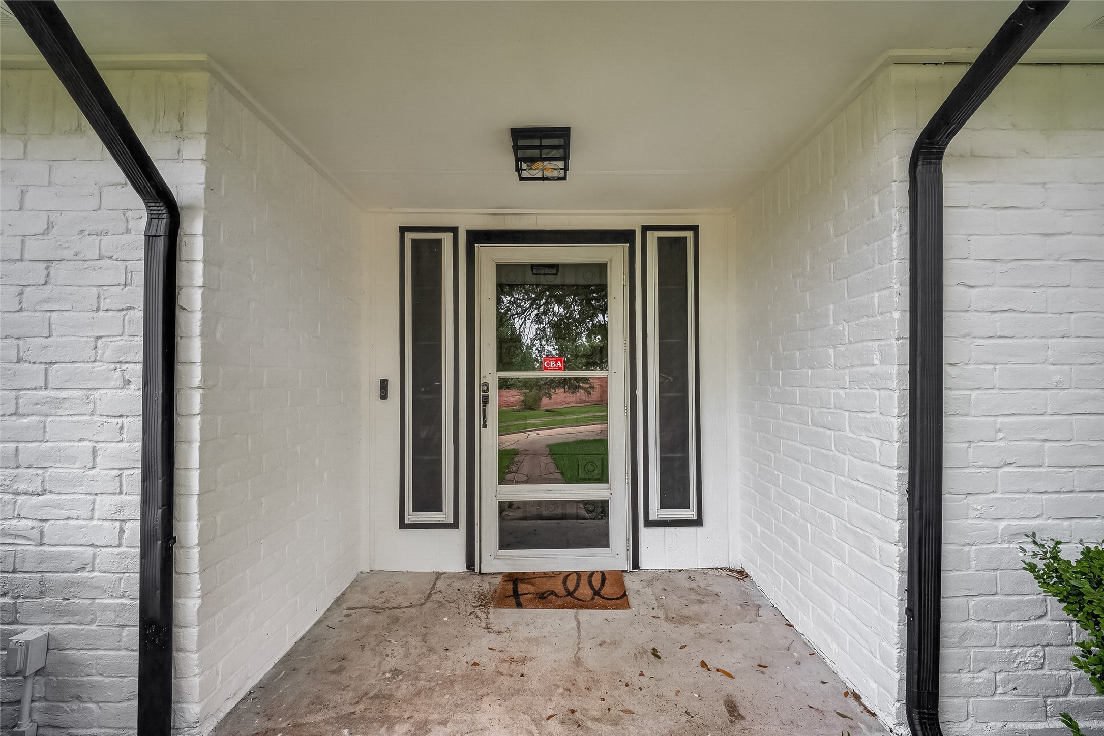 16303 Townes Road Property Photo 9