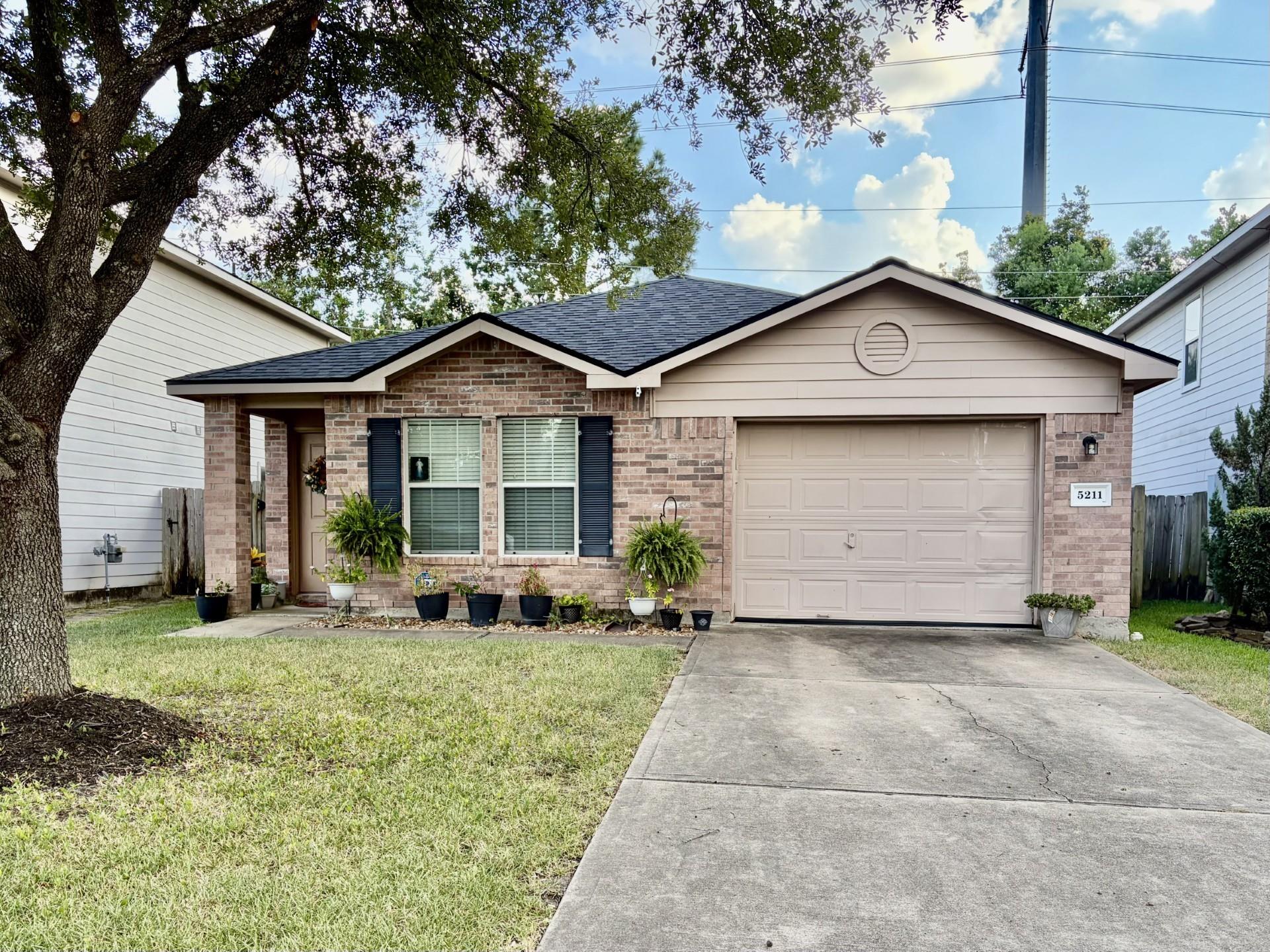 5211 Roth Forest Lane, Spring TX 77389 Property Photo 1