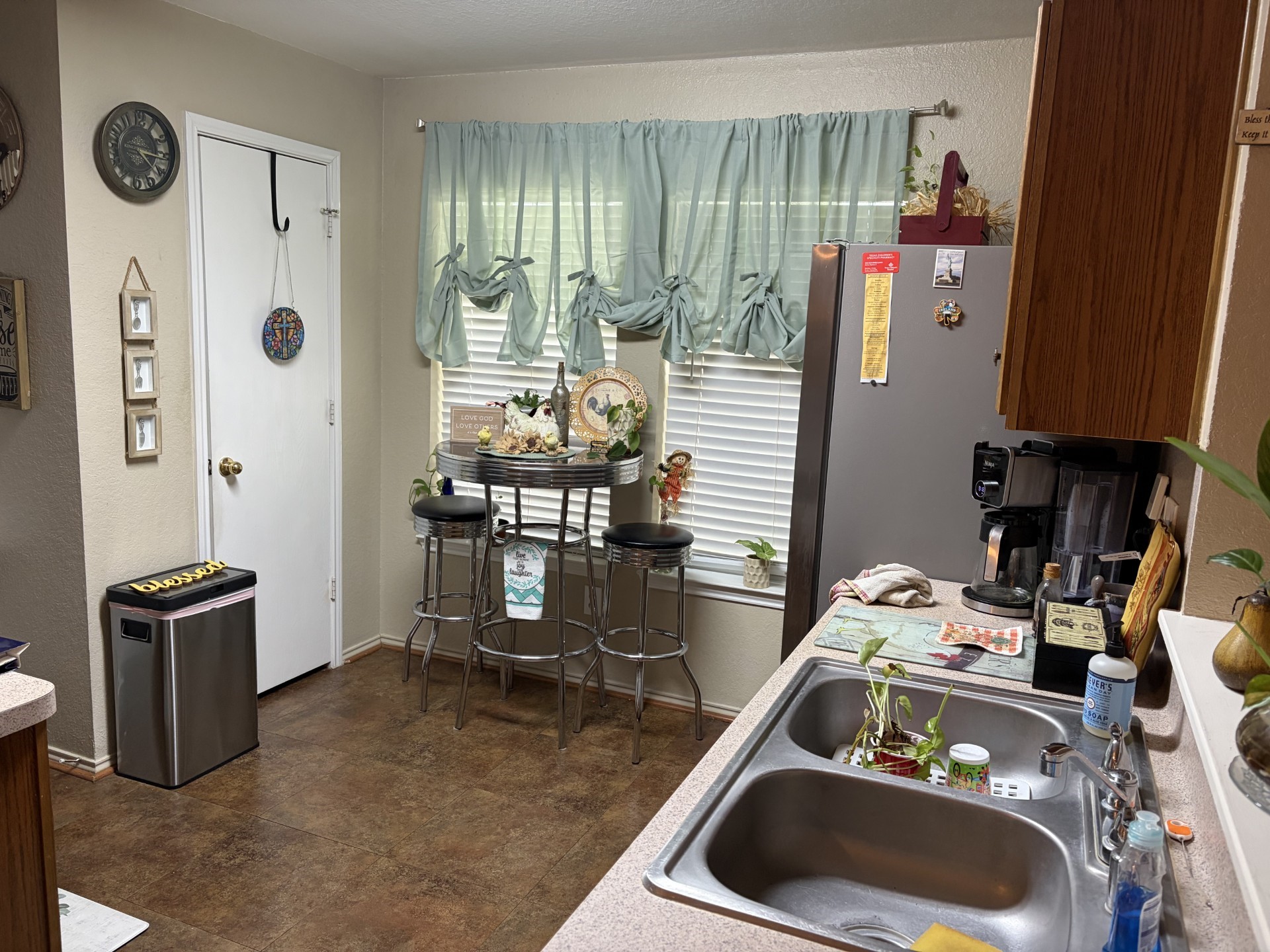 5211 Roth Forest Lane Property Photo 6