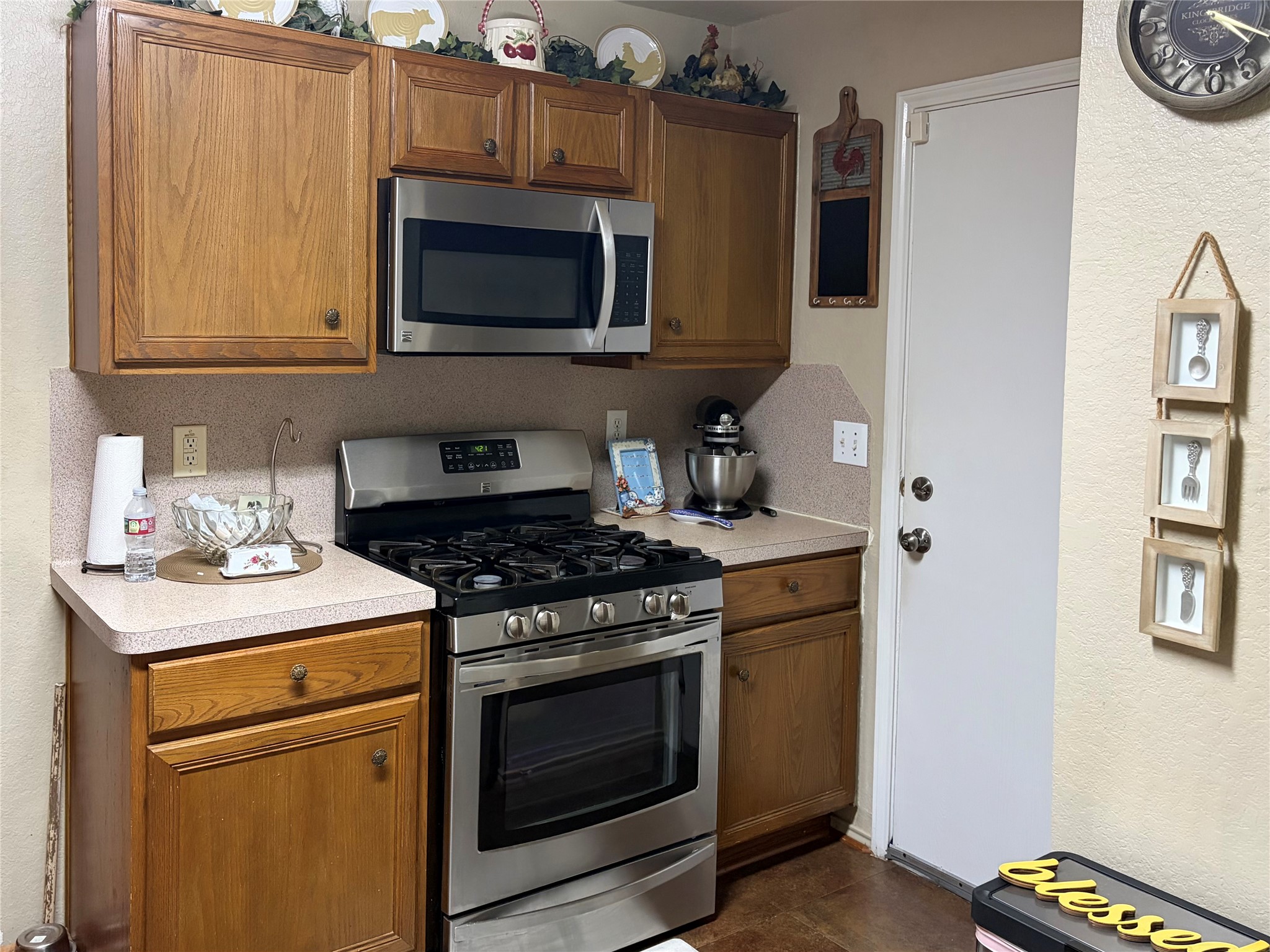 5211 Roth Forest Lane Property Photo 8