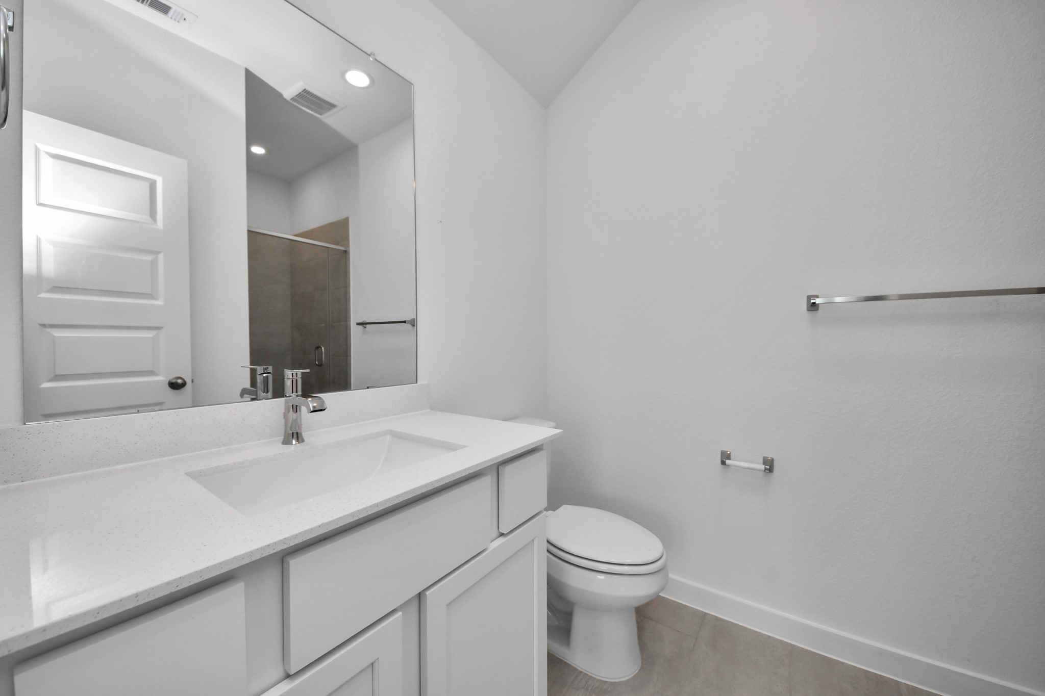 26371 Viva Drive Property Photo 5