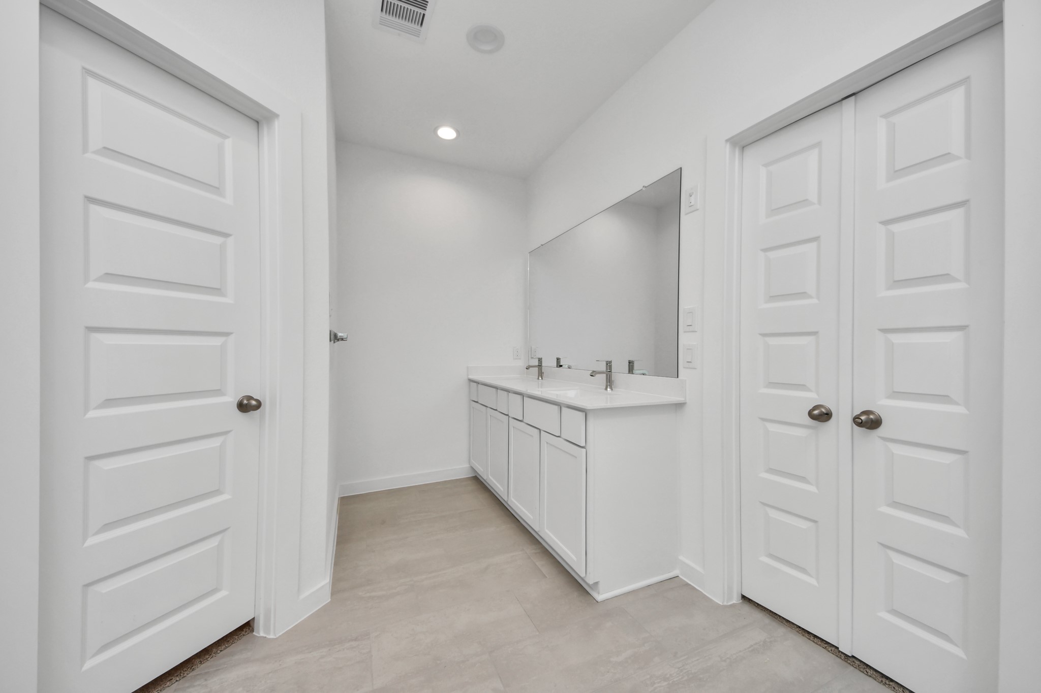 26371 Viva Drive Property Photo 29