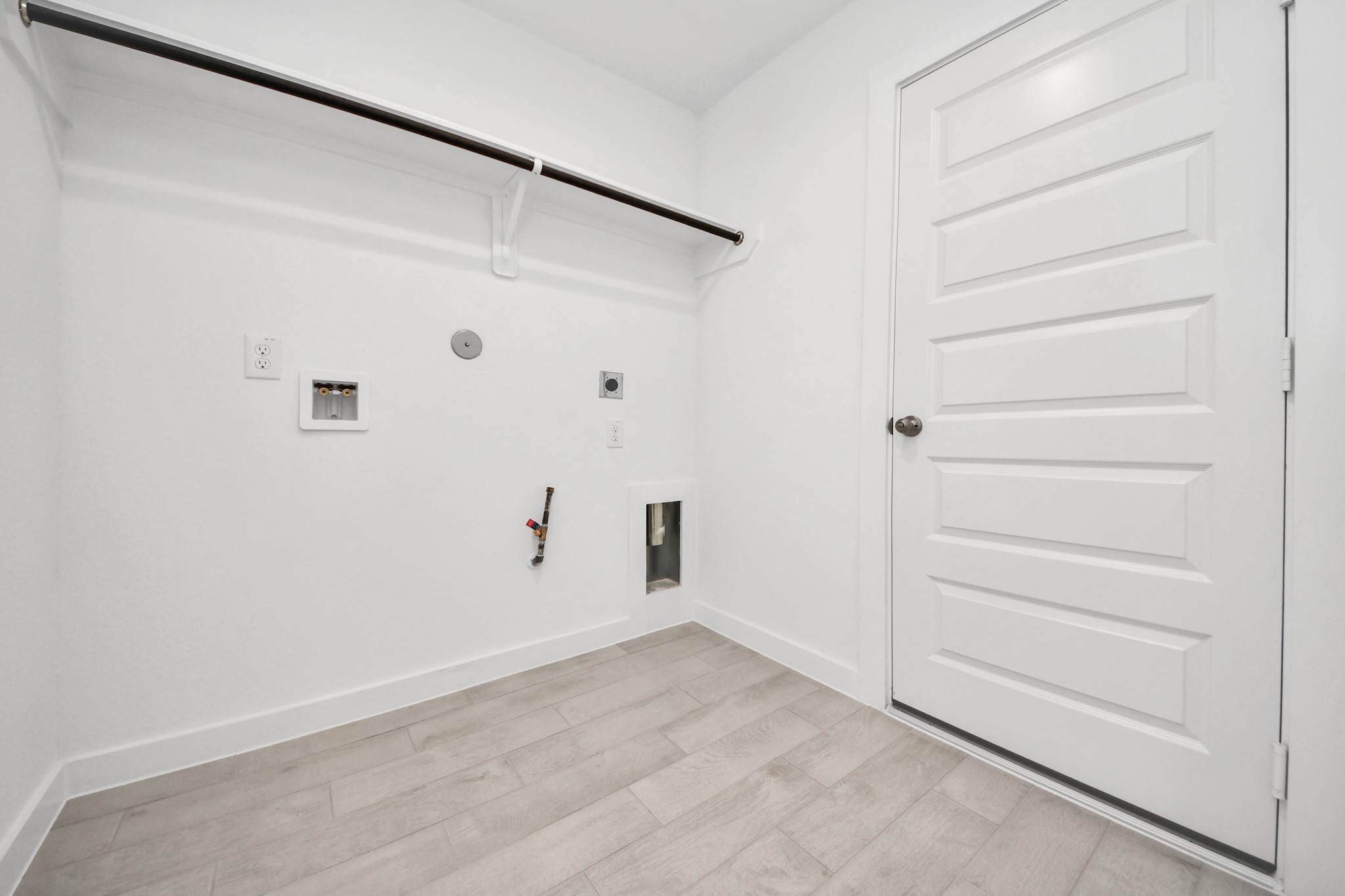 26371 Viva Drive Property Photo 31