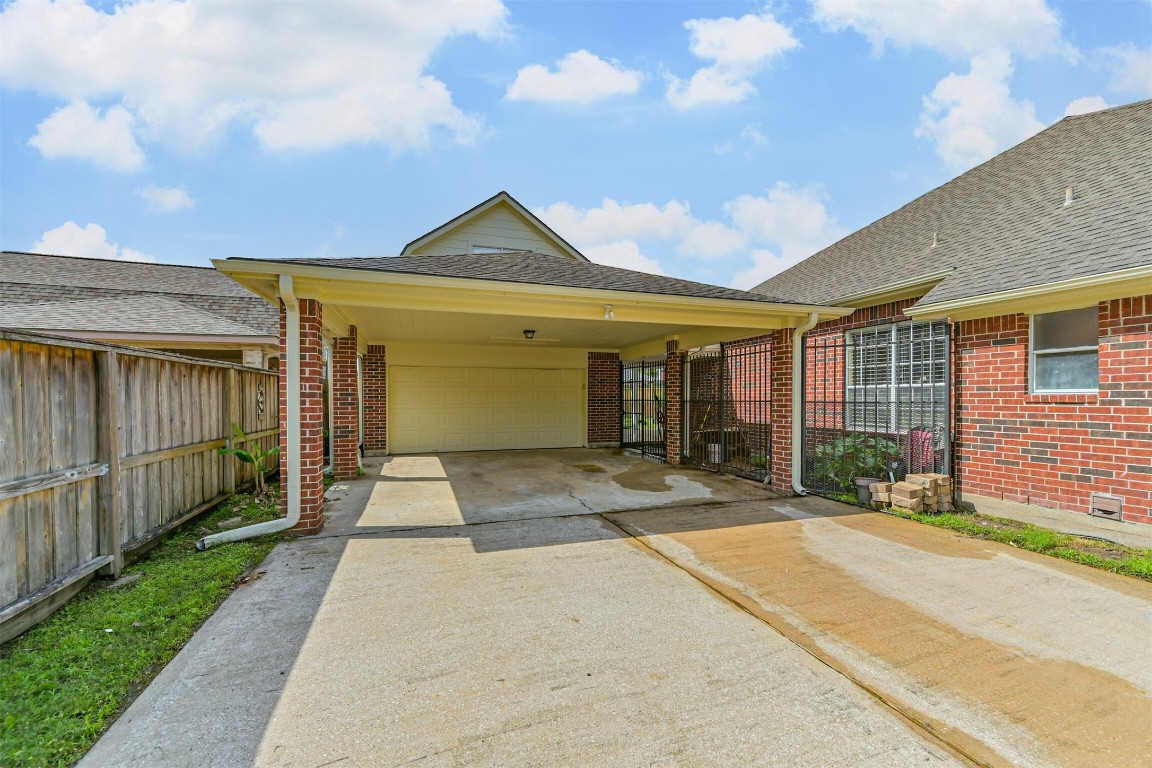 3519 Dry Creek Drive Property Photo 3