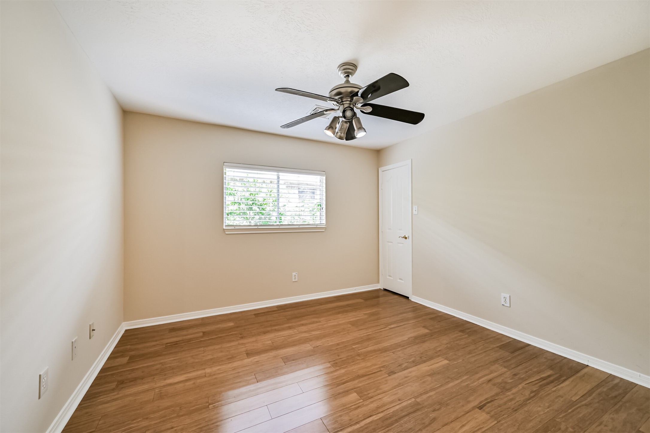 3519 Dry Creek Drive Property Photo 27