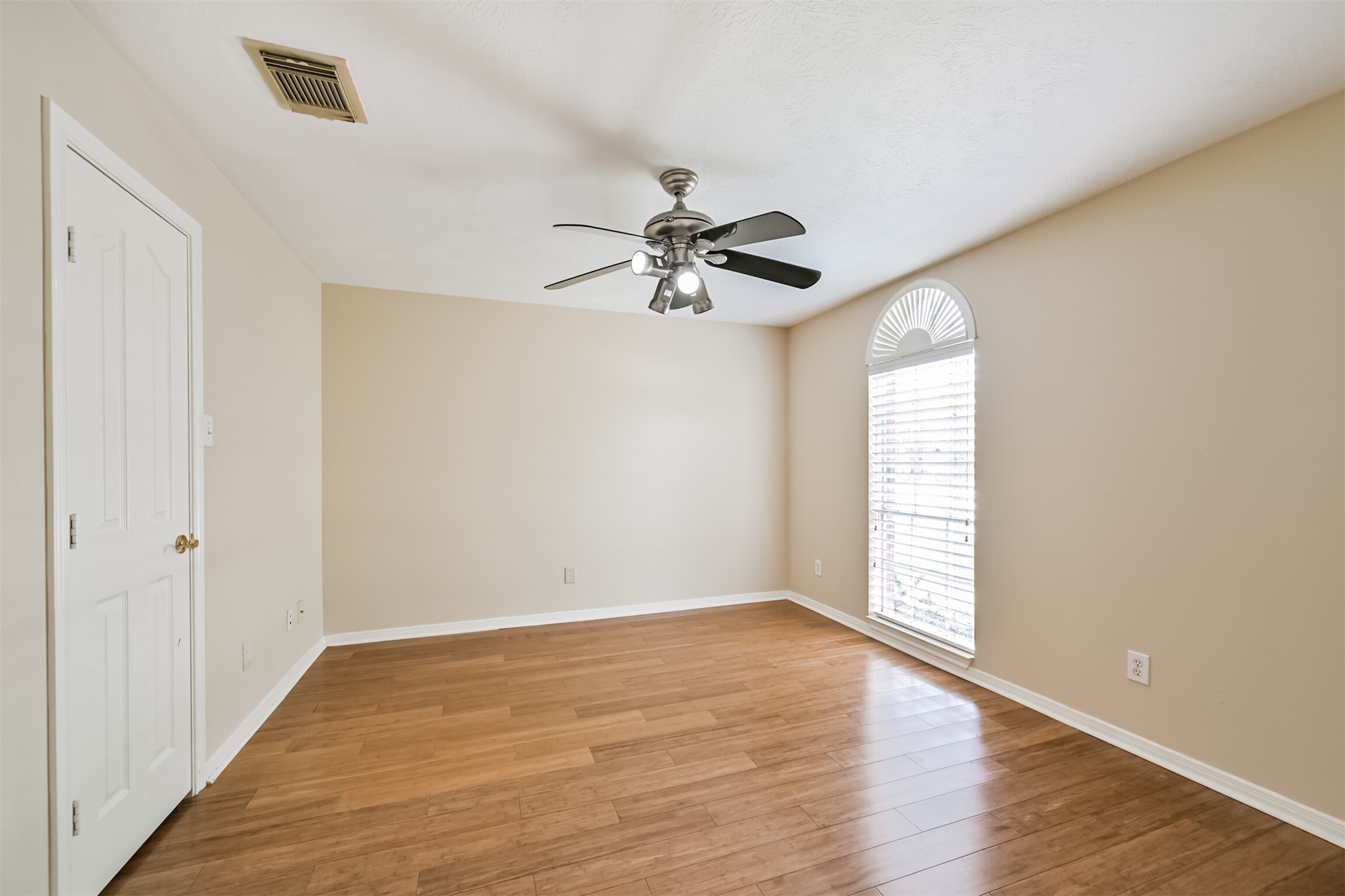 3519 Dry Creek Drive Property Photo 30