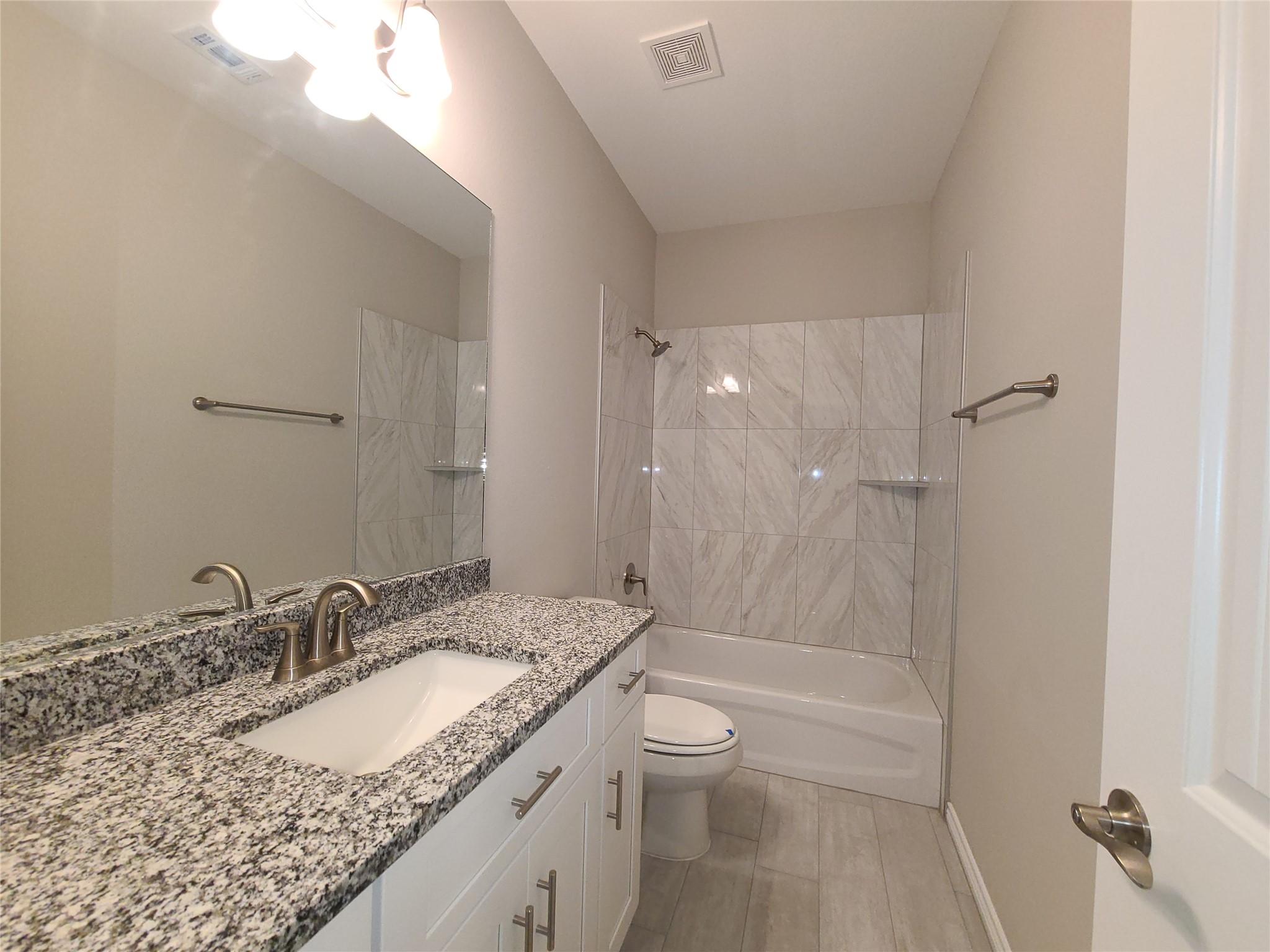 7 N Forest Drive Property Photo 10