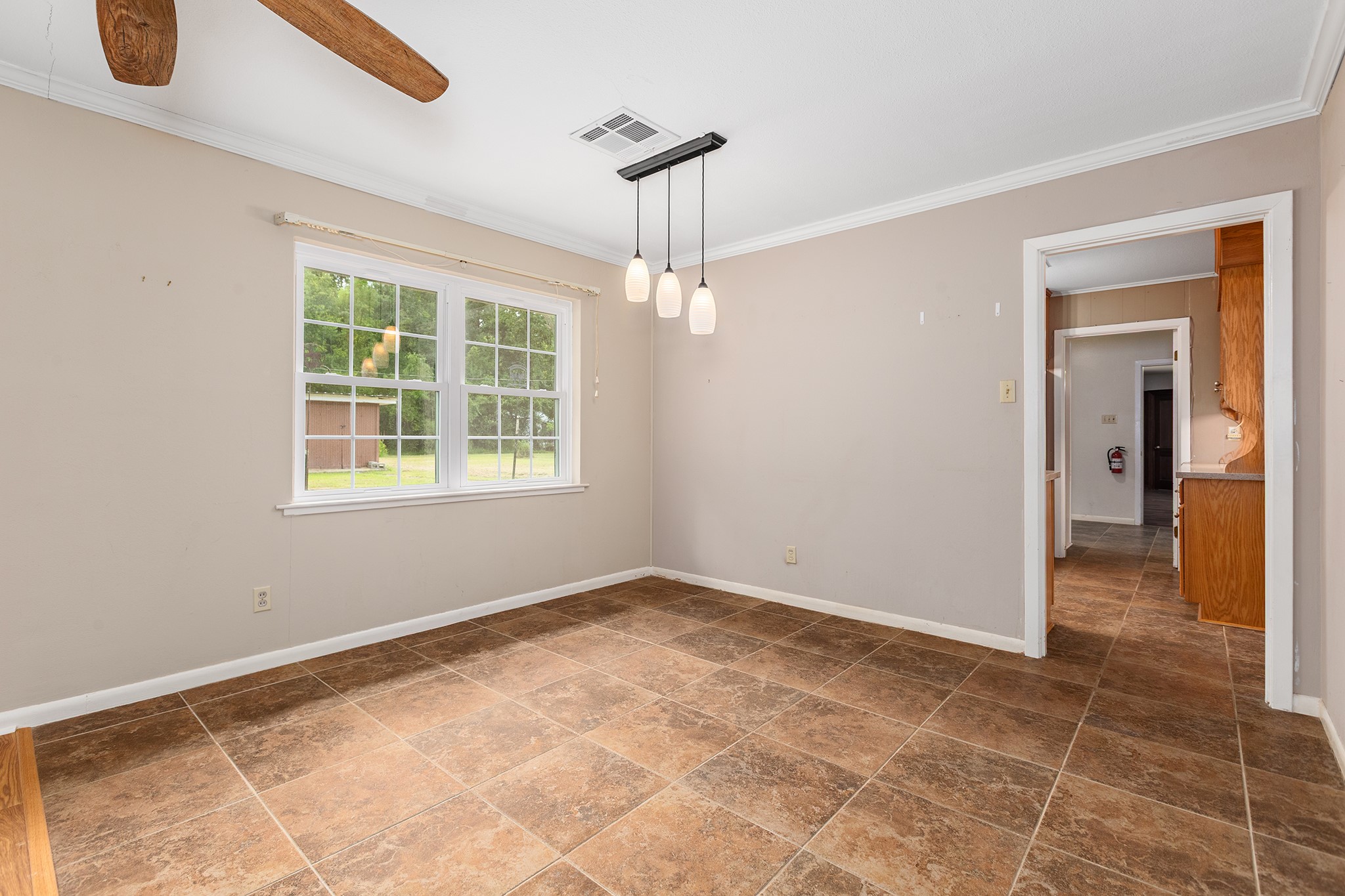 536 Wallisville Road Property Photo 8