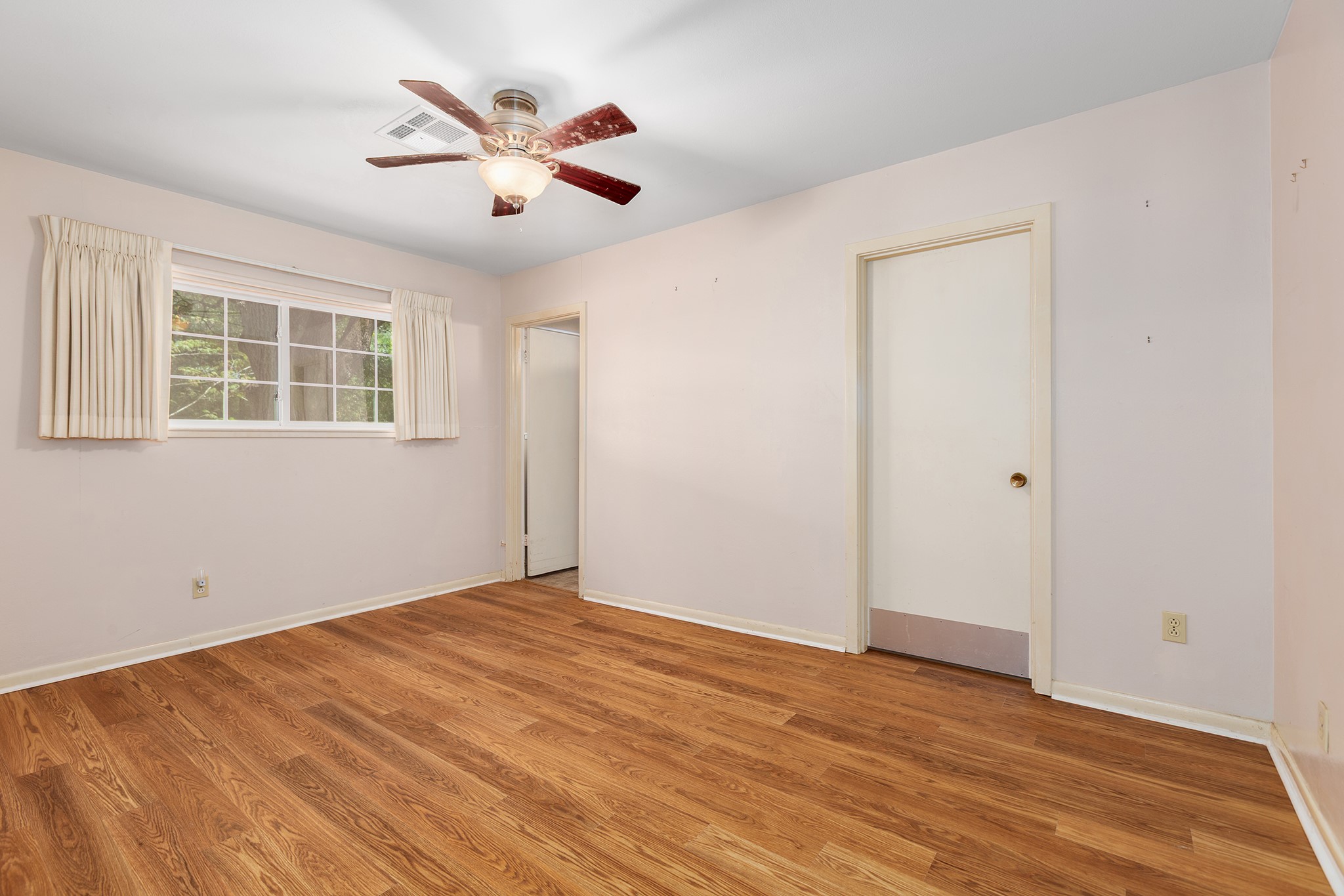 536 Wallisville Road Property Photo 18