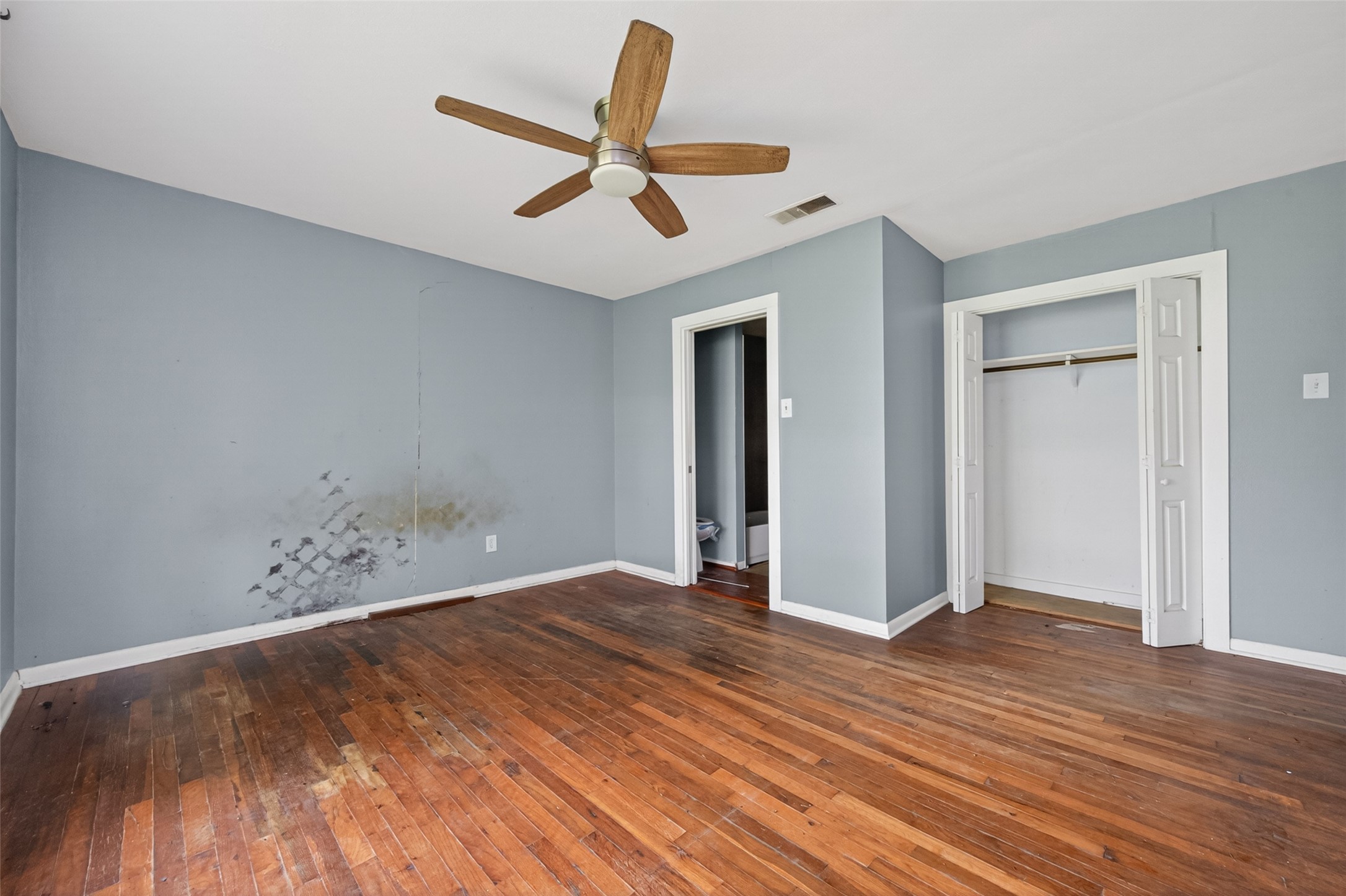 217 N Holly Avenue Property Photo 15
