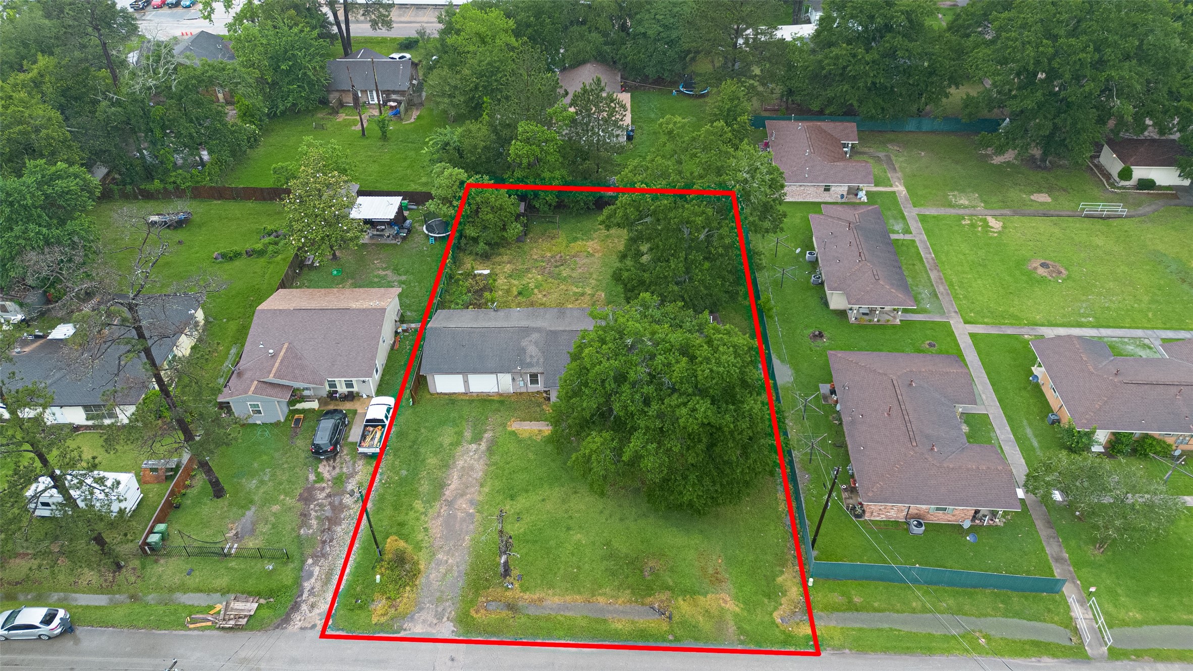 217 N Holly Avenue Property Photo 27