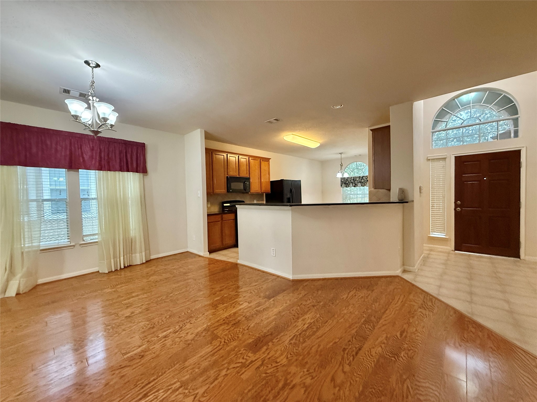 7323 Boerne Creek Drive Property Photo 2