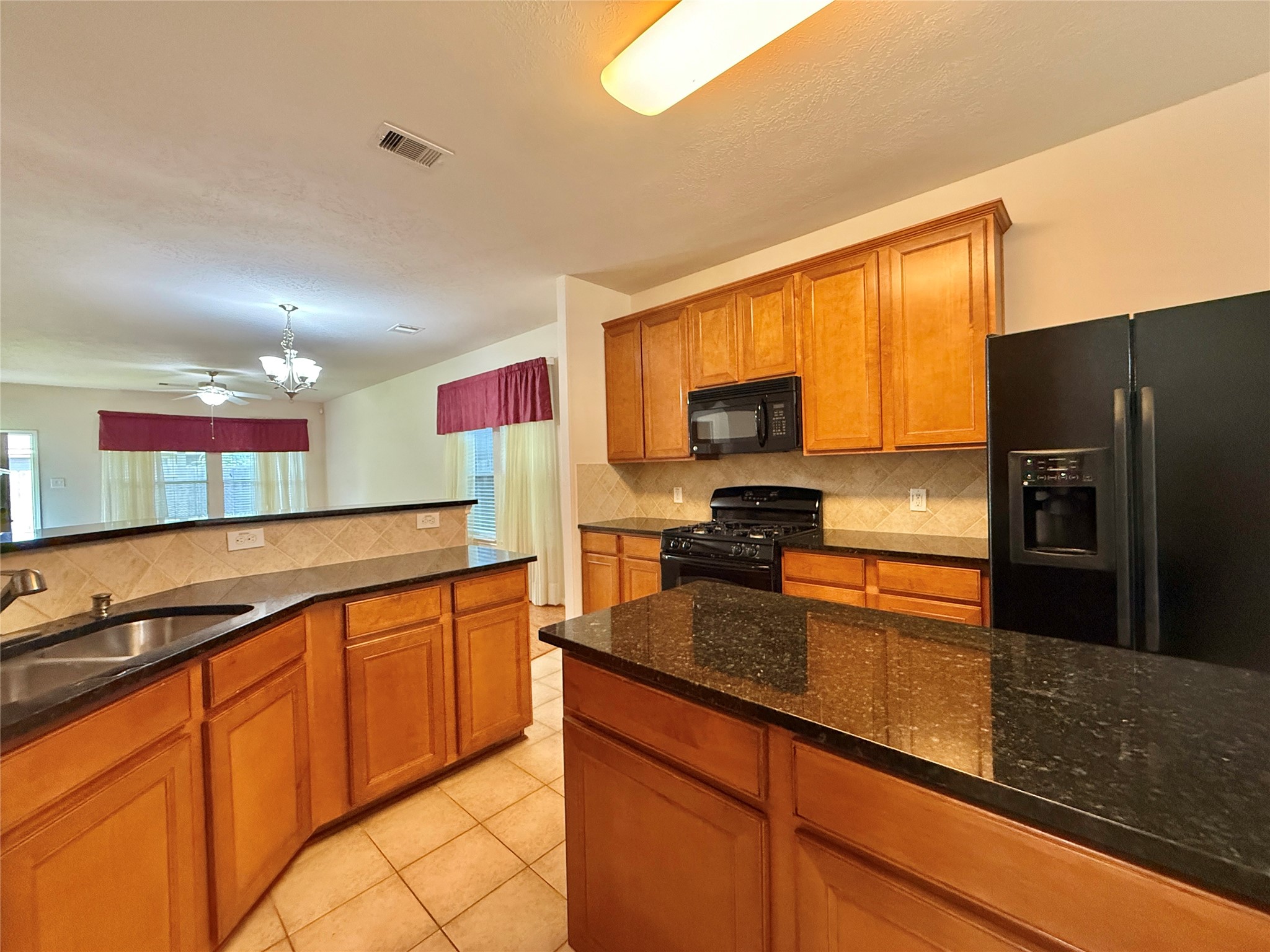 7323 Boerne Creek Drive Property Photo 11
