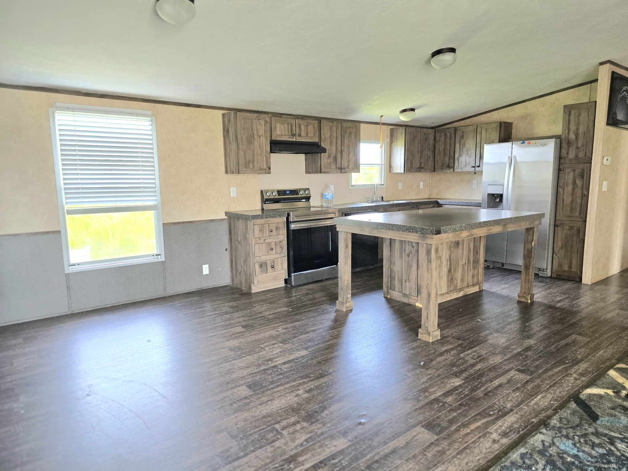 795 Road 5701 Property Photo 2