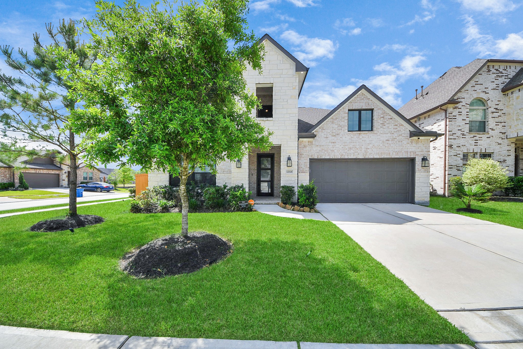 12326 Skene Bend Drive Property Photo 4