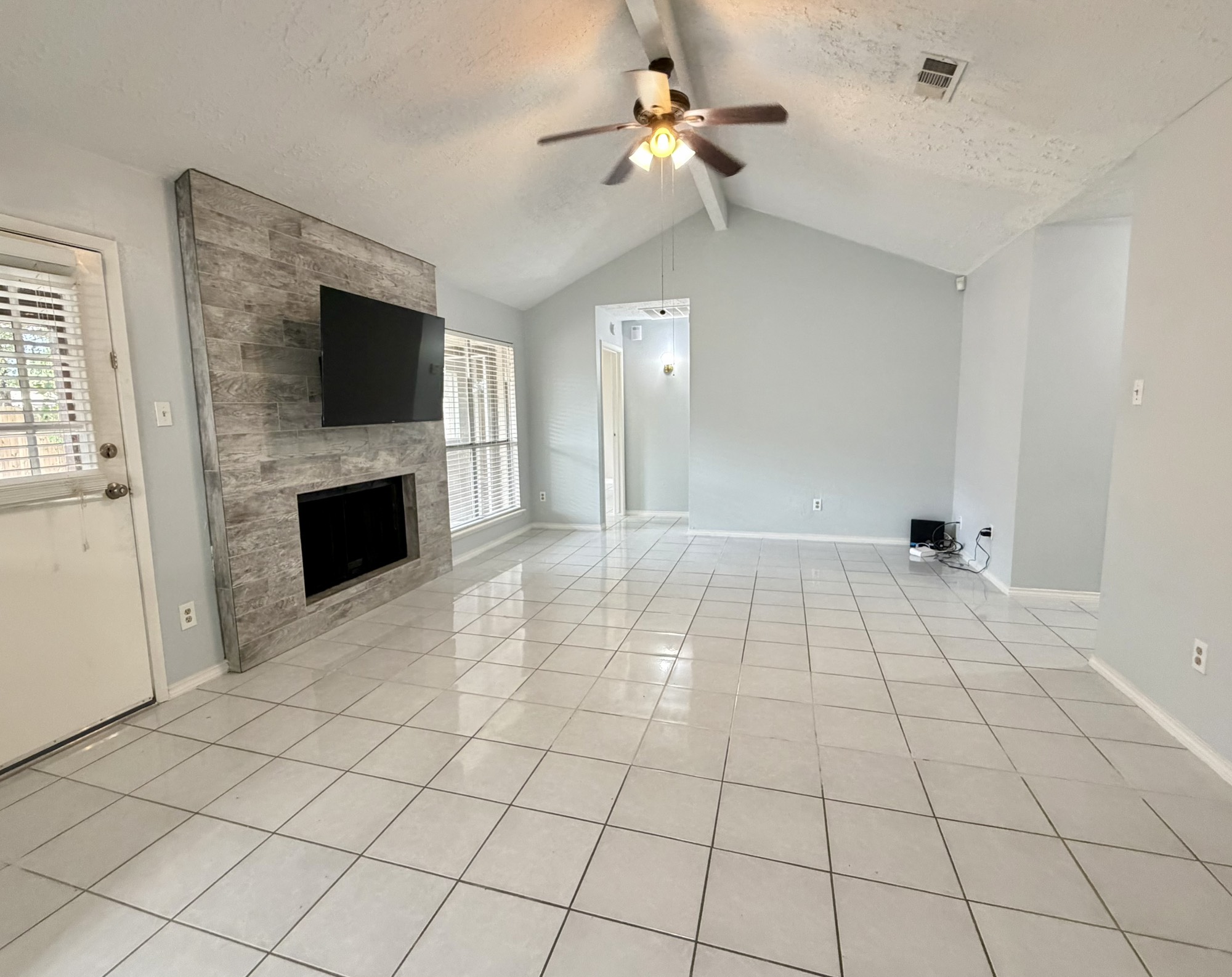 13715 Flagstone Drive Property Photo 2