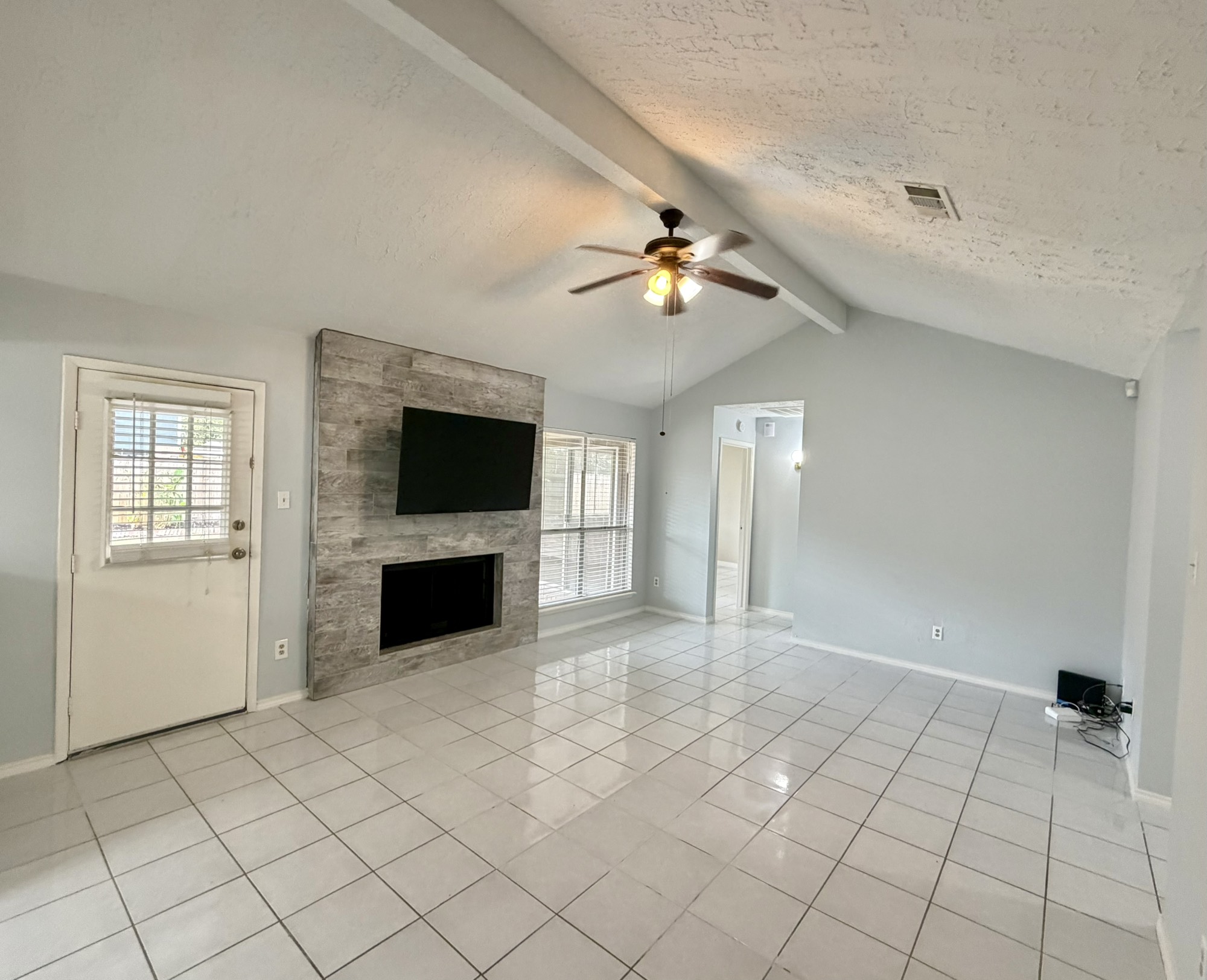 13715 Flagstone Drive Property Photo 7