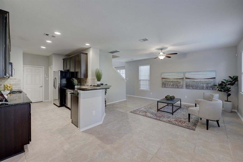 24511 Folkstone Circle Property Photo 11