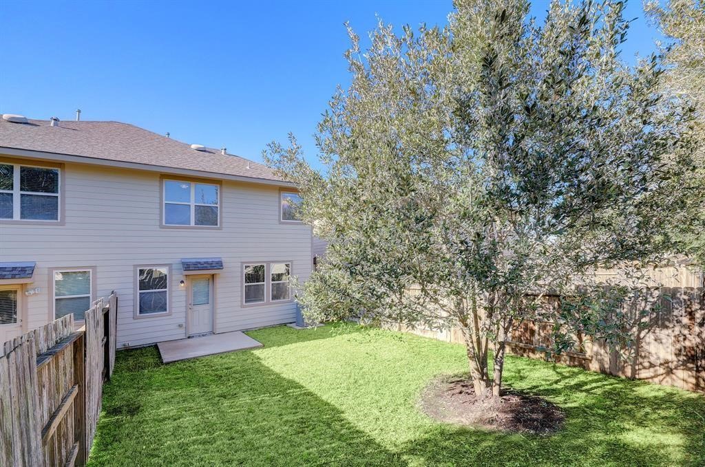 24511 Folkstone Circle Property Photo 27