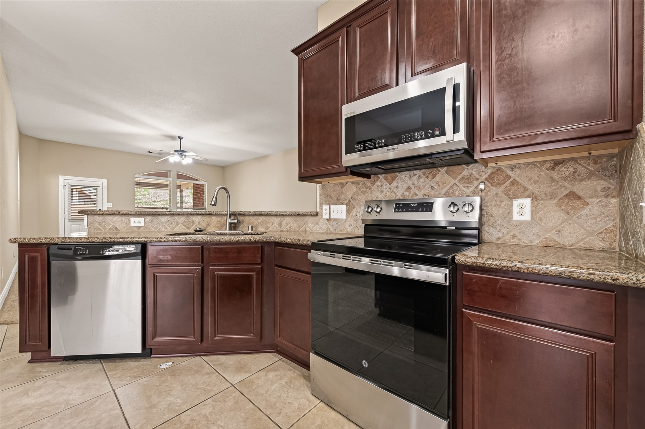 3319 Meline Fields Dr Property Photo 17