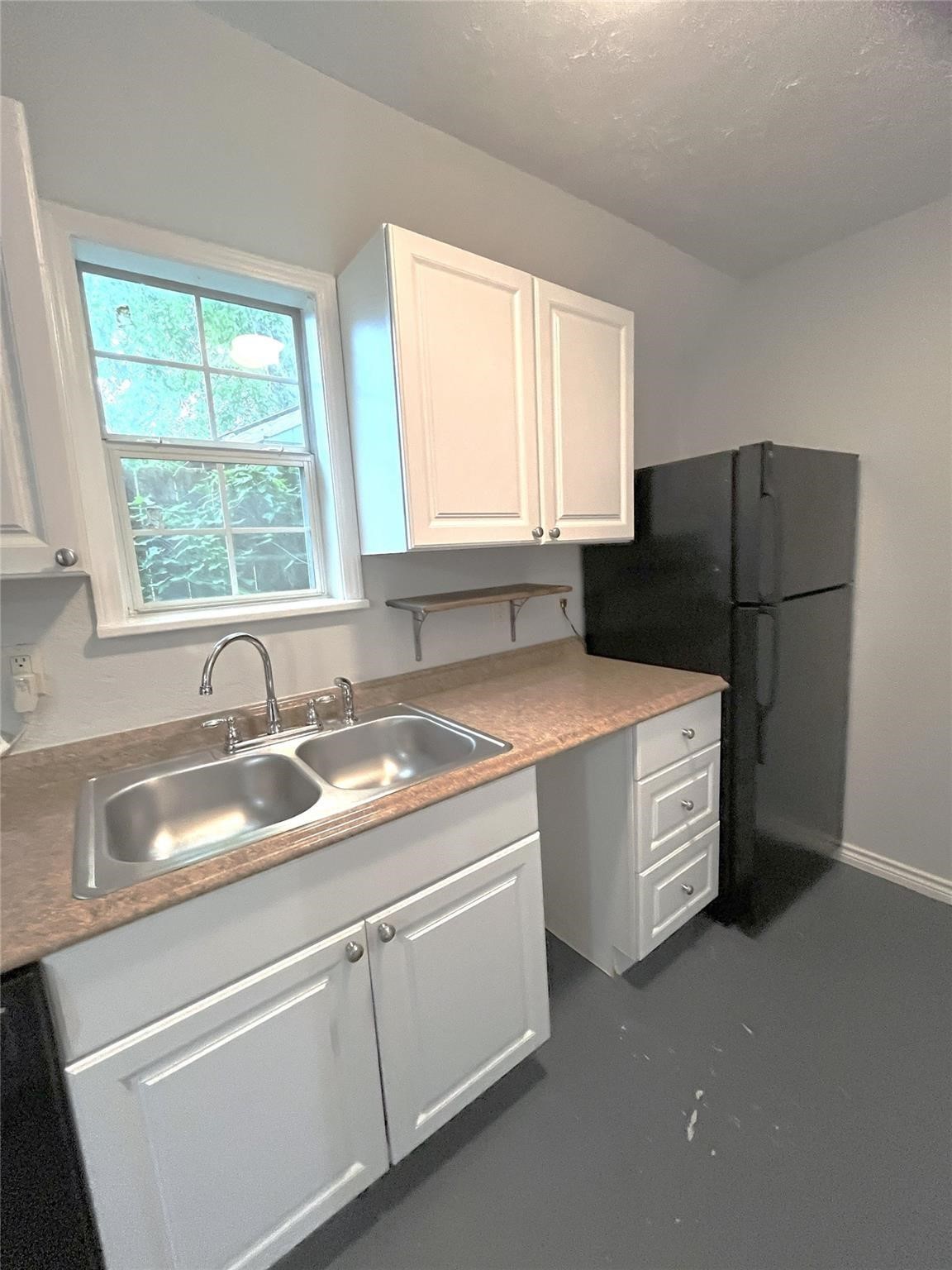 1127 Walling Street 2 Property Photo 6