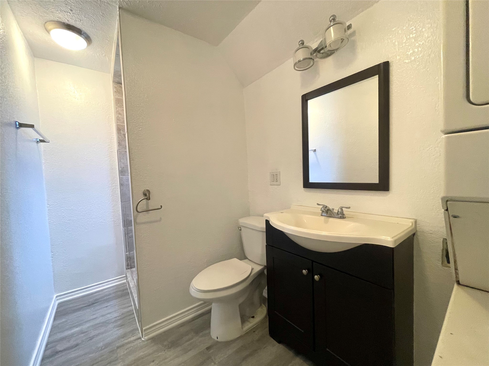 1127 Walling Street 2 Property Photo 12