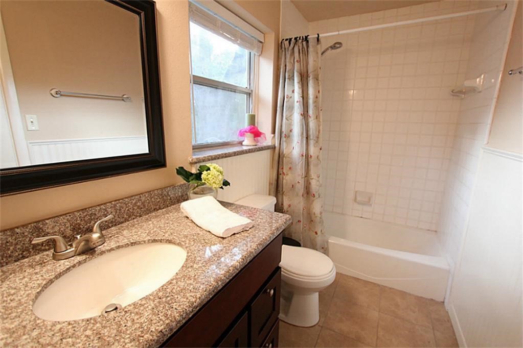 8518 Forum Drive Property Photo 9