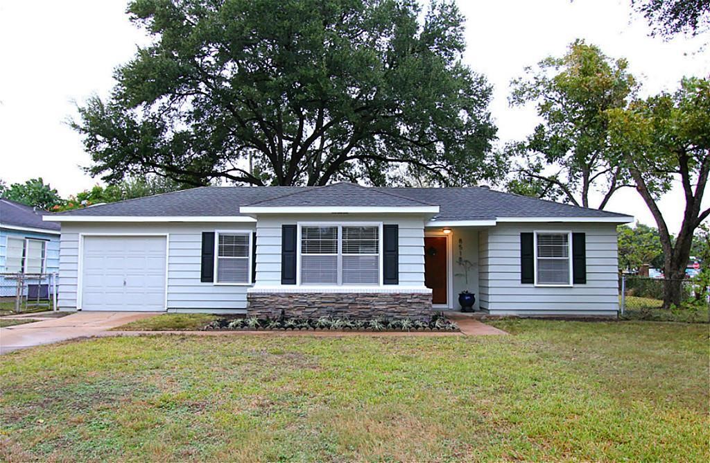 8518 Forum Drive Property Photo 18