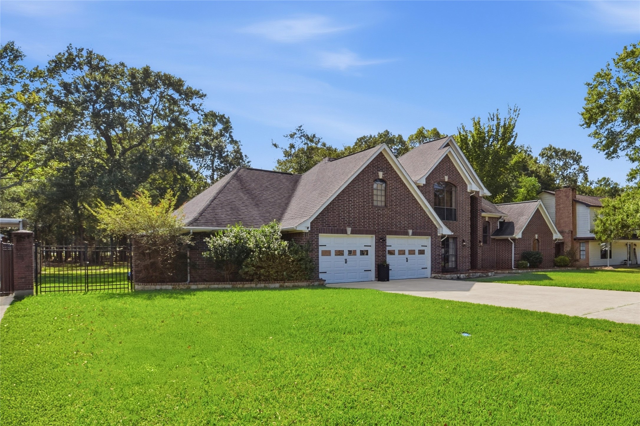 223 Oetken W Property Photo 4