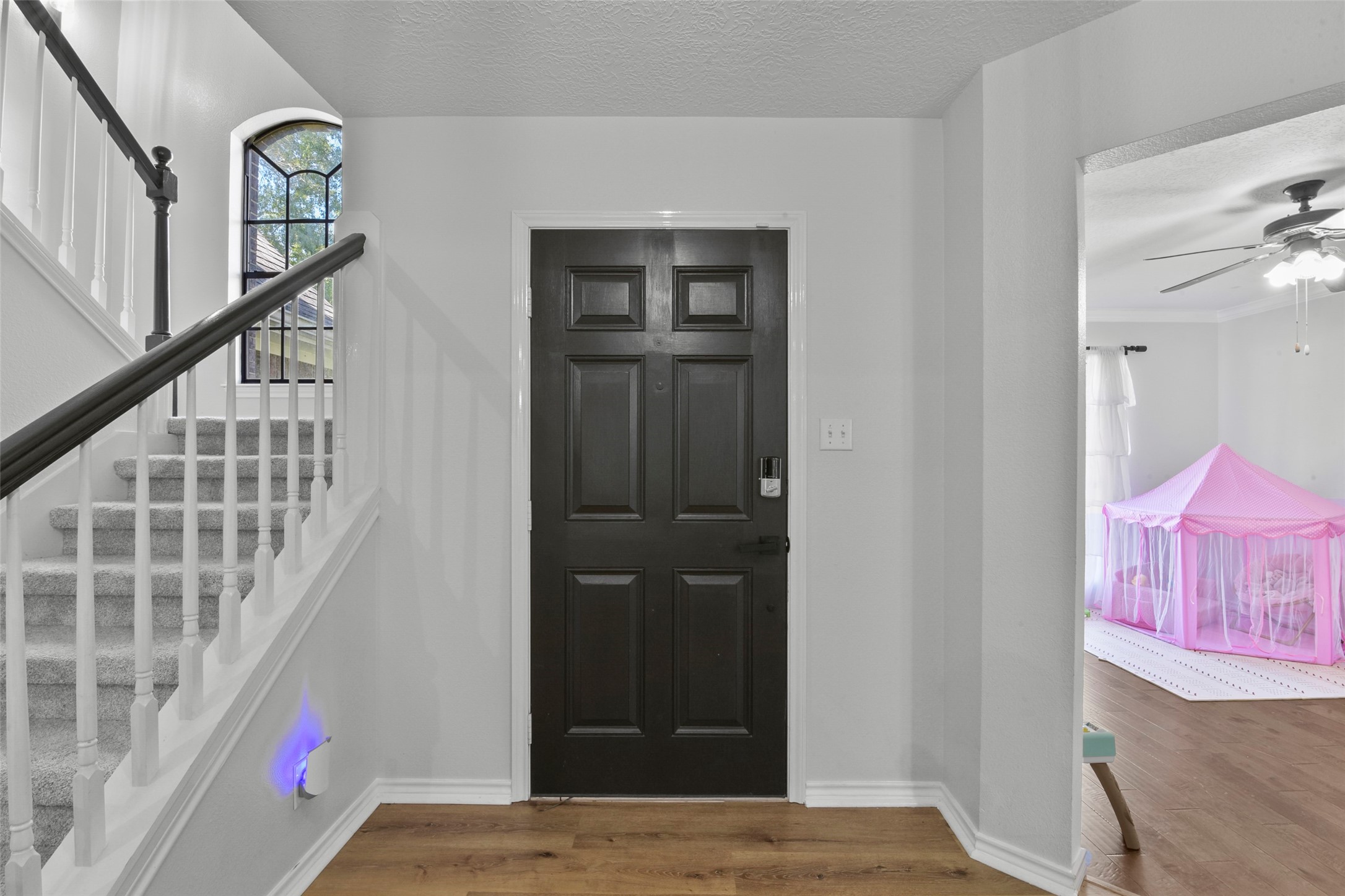 223 Oetken W Property Photo 9