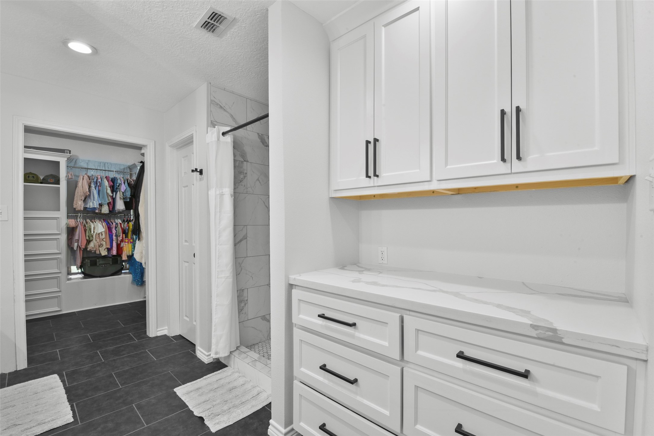 223 Oetken W Property Photo 28
