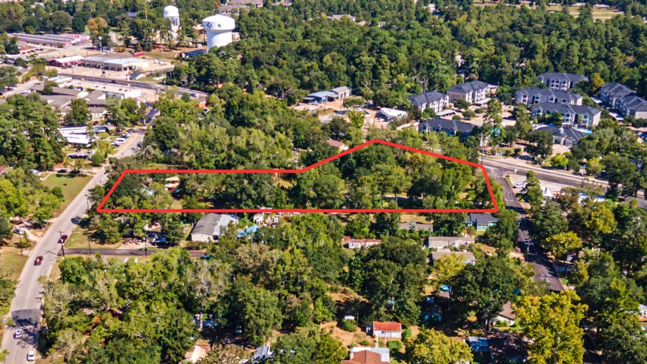 3010 Sam Houston Avenue Property Photo 3