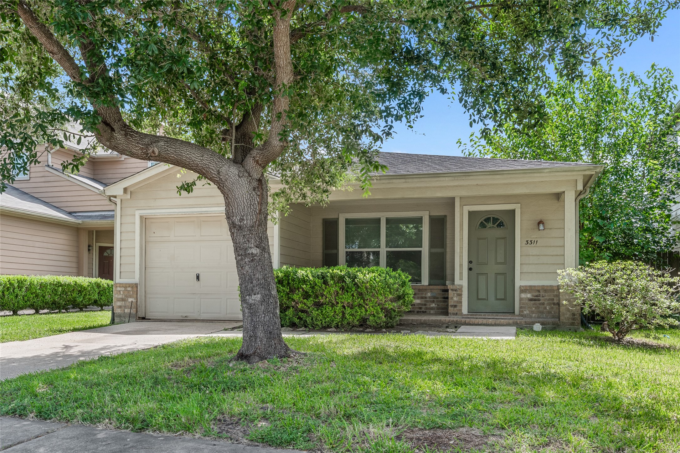 3311 Jib Court Property Photo 1