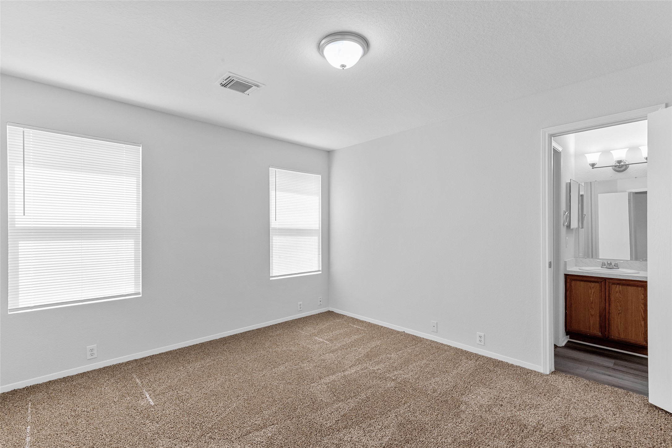 3311 Jib Court Property Photo 12