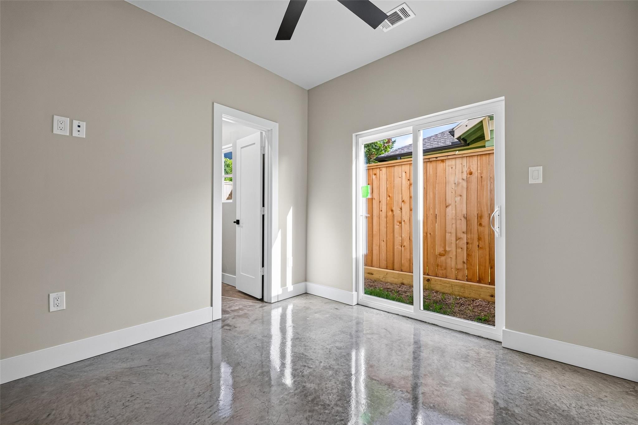 4217 Sherman Street, Houston Tx 77003 Property Photo 8