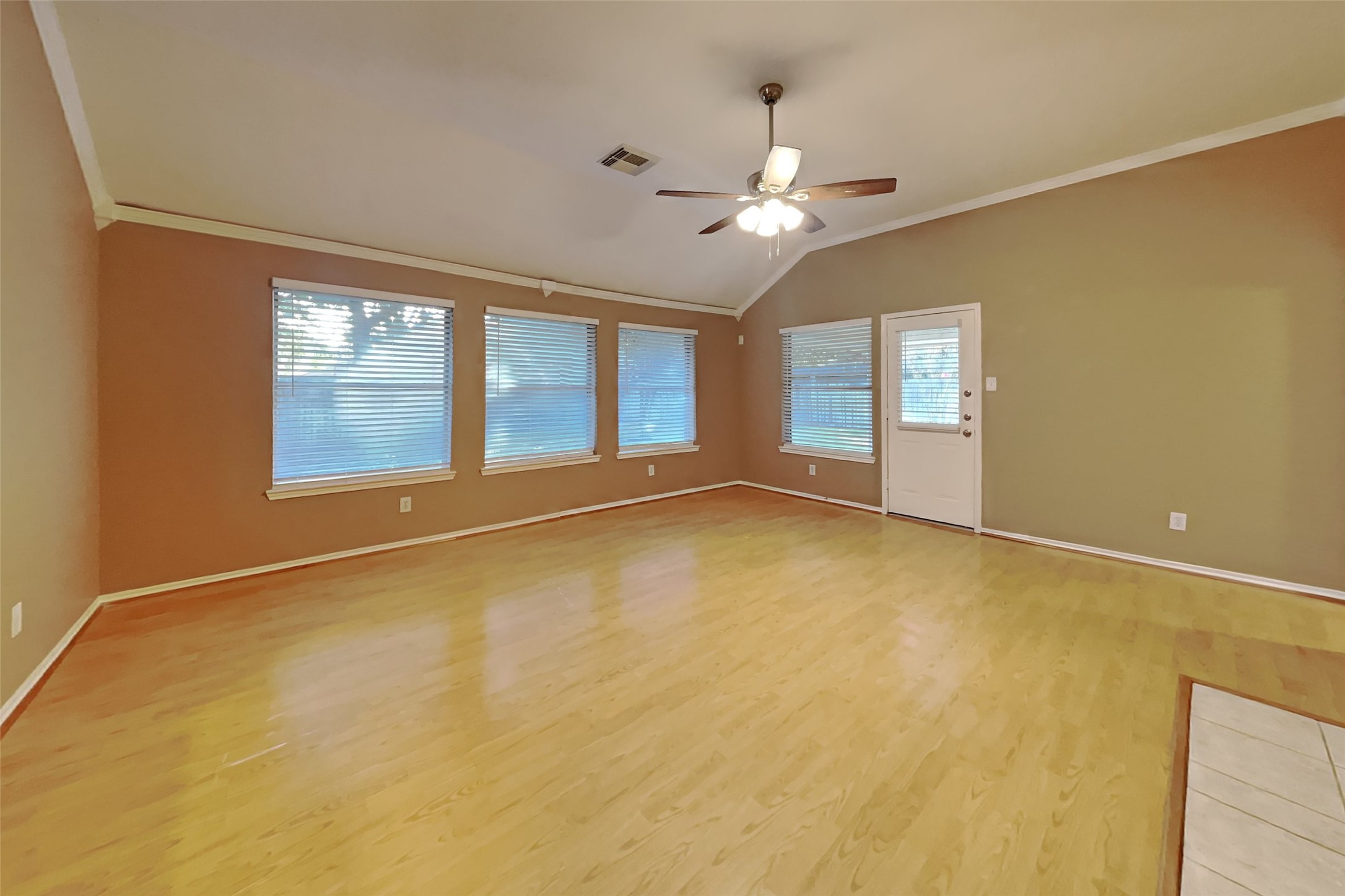 16442 Redbud Berry Lane Property Photo 2