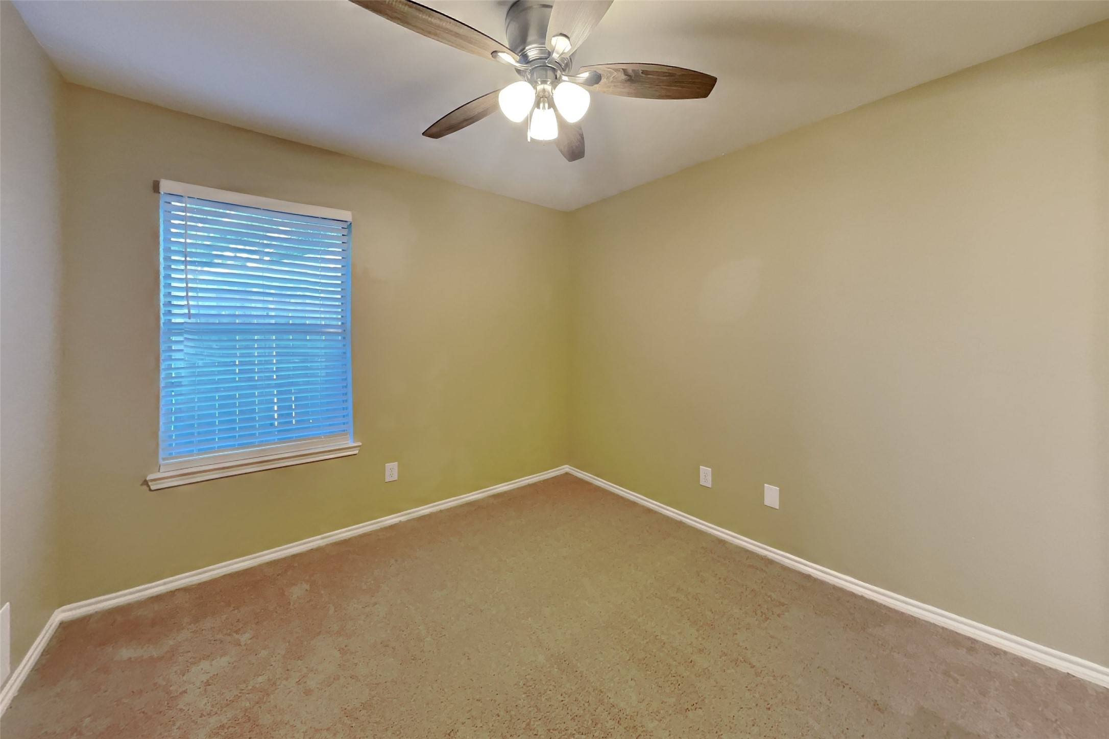 16442 Redbud Berry Lane Property Photo 13