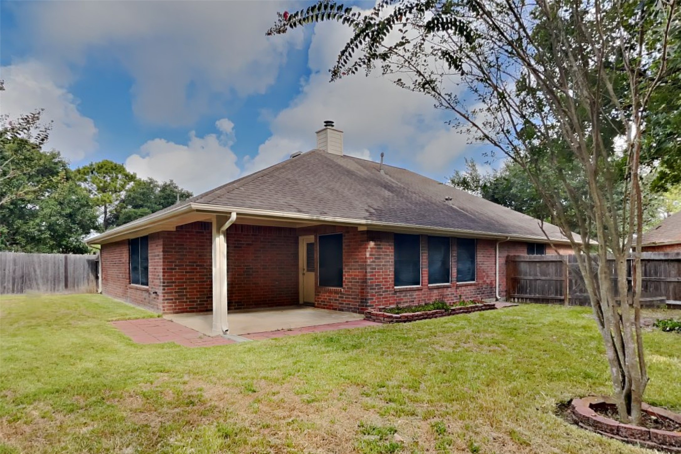16442 Redbud Berry Lane Property Photo 20